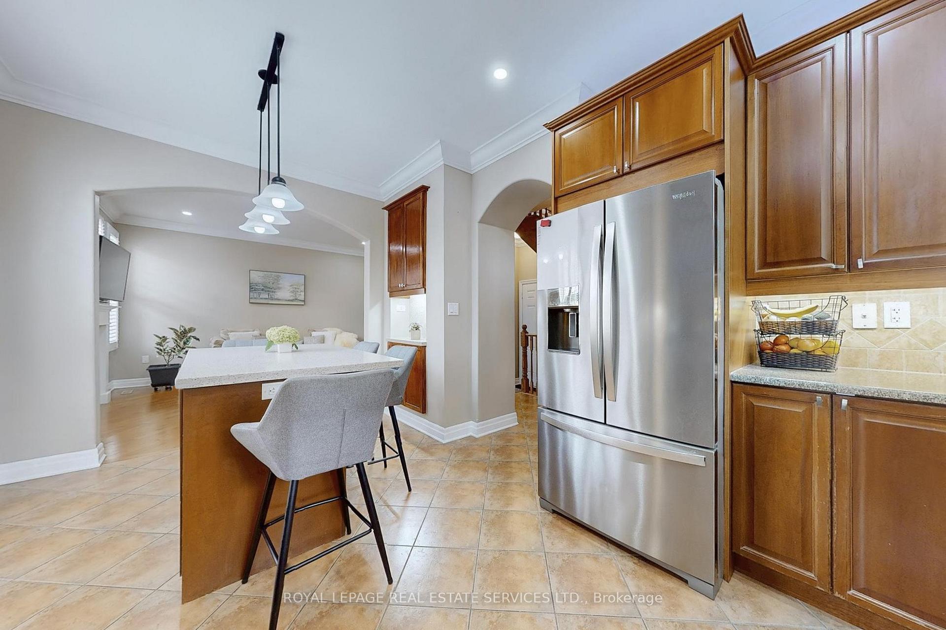 Photo 12 of 659 Hood Terrace, Milton, Coates — HOMEH