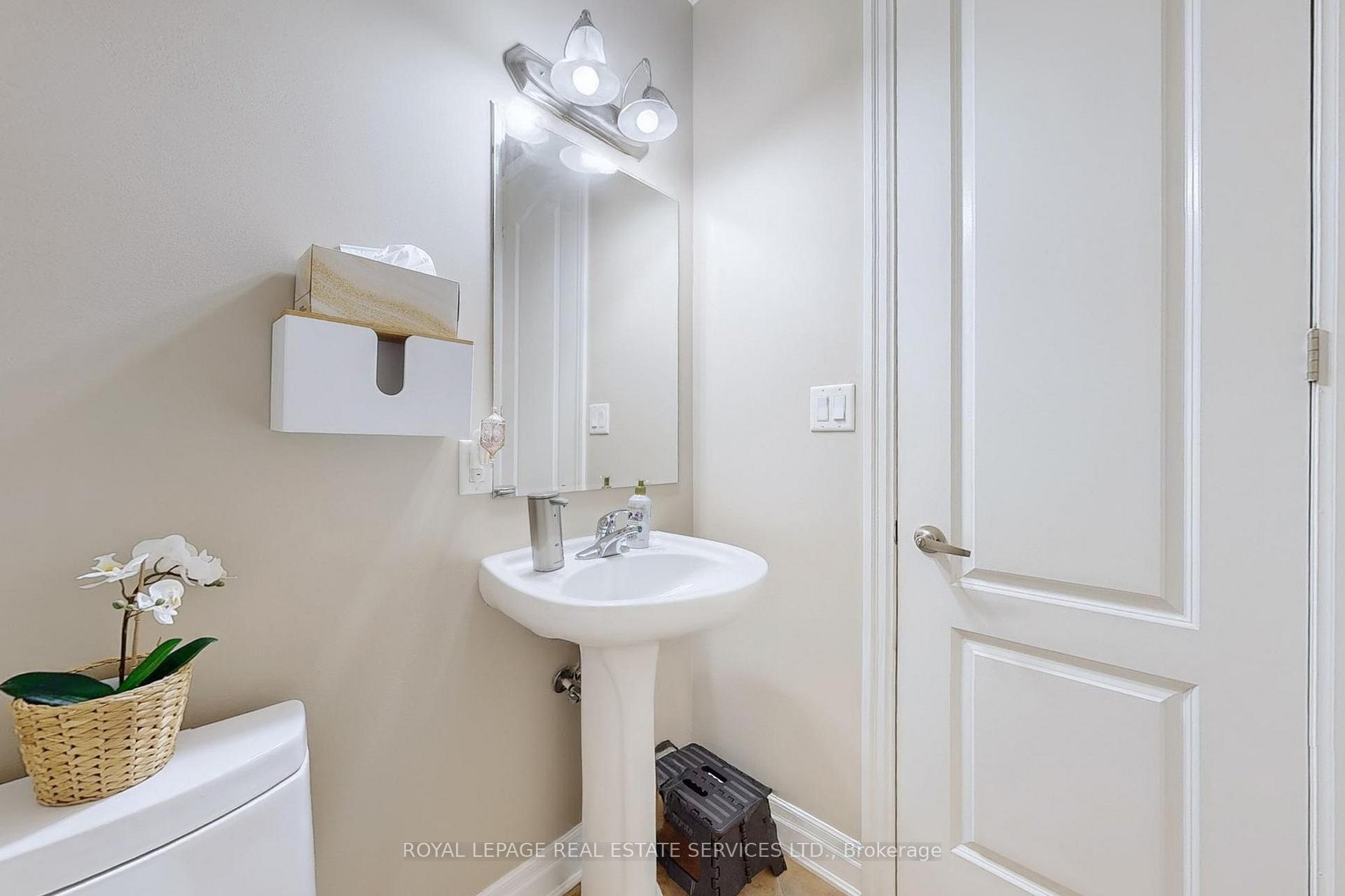 Photo 13 of 659 Hood Terrace, Milton, Coates — HOMEH