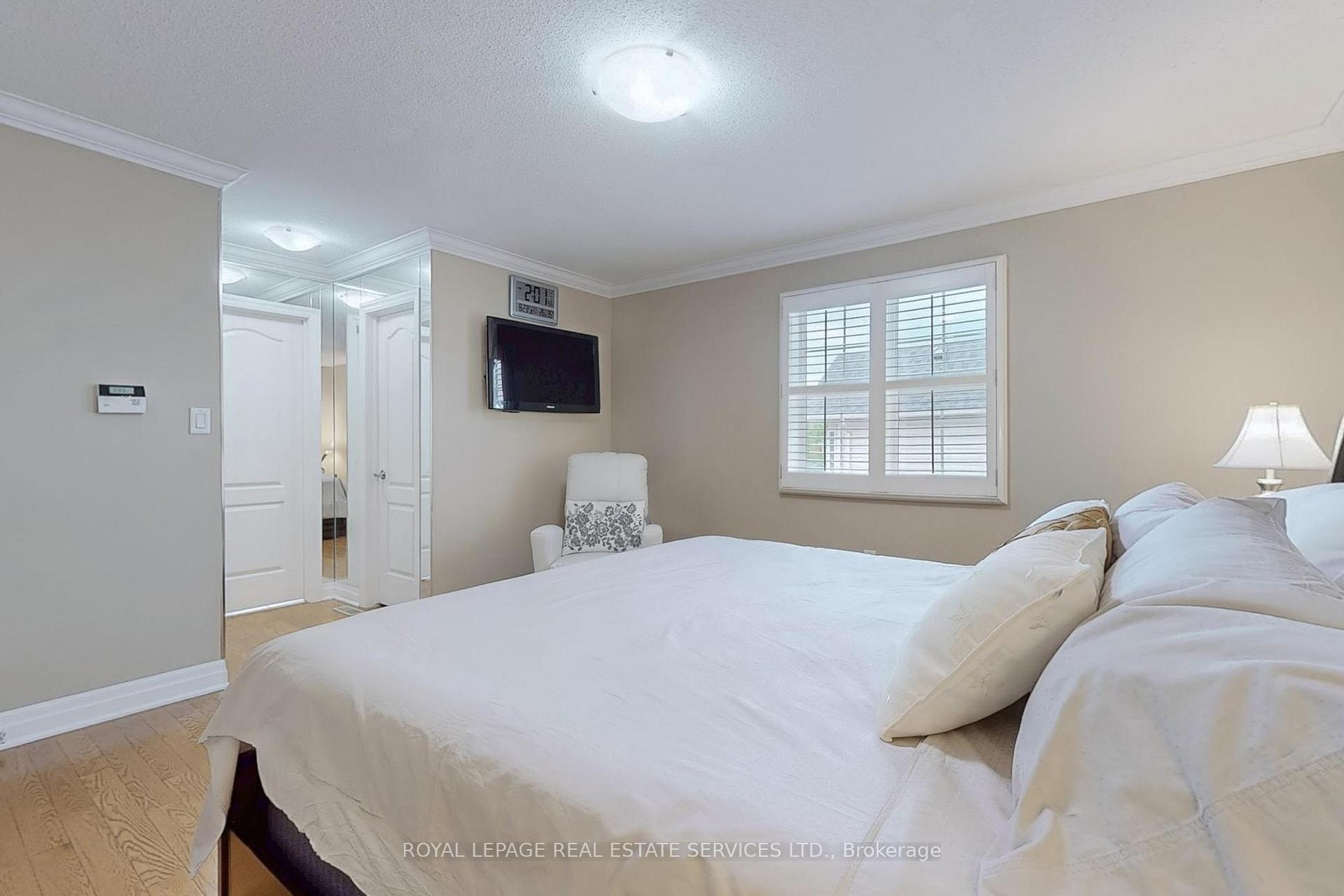Photo 16 of 659 Hood Terrace, Milton, Coates — HOMEH