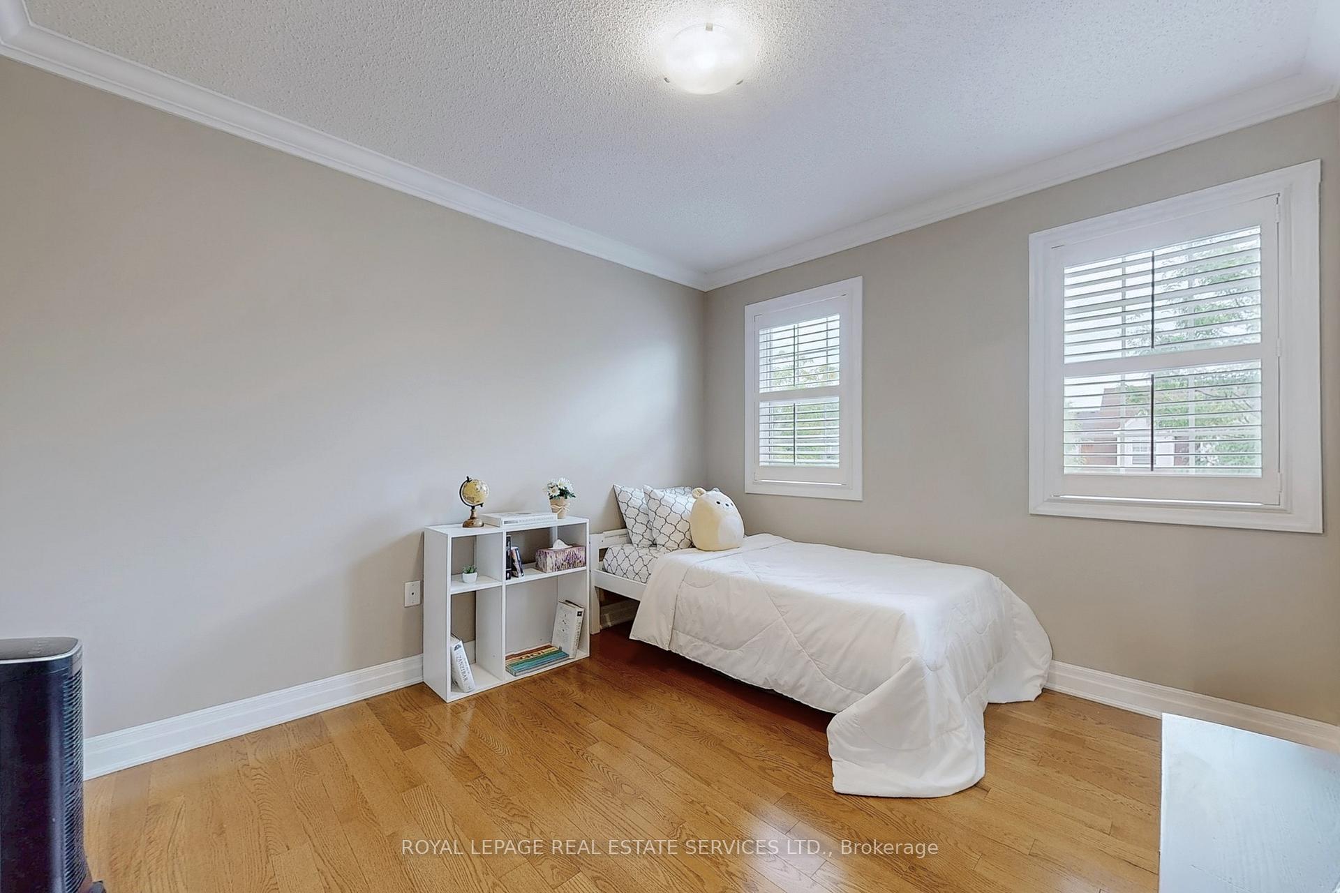 Photo 21 of 659 Hood Terrace, Milton, Coates — HOMEH