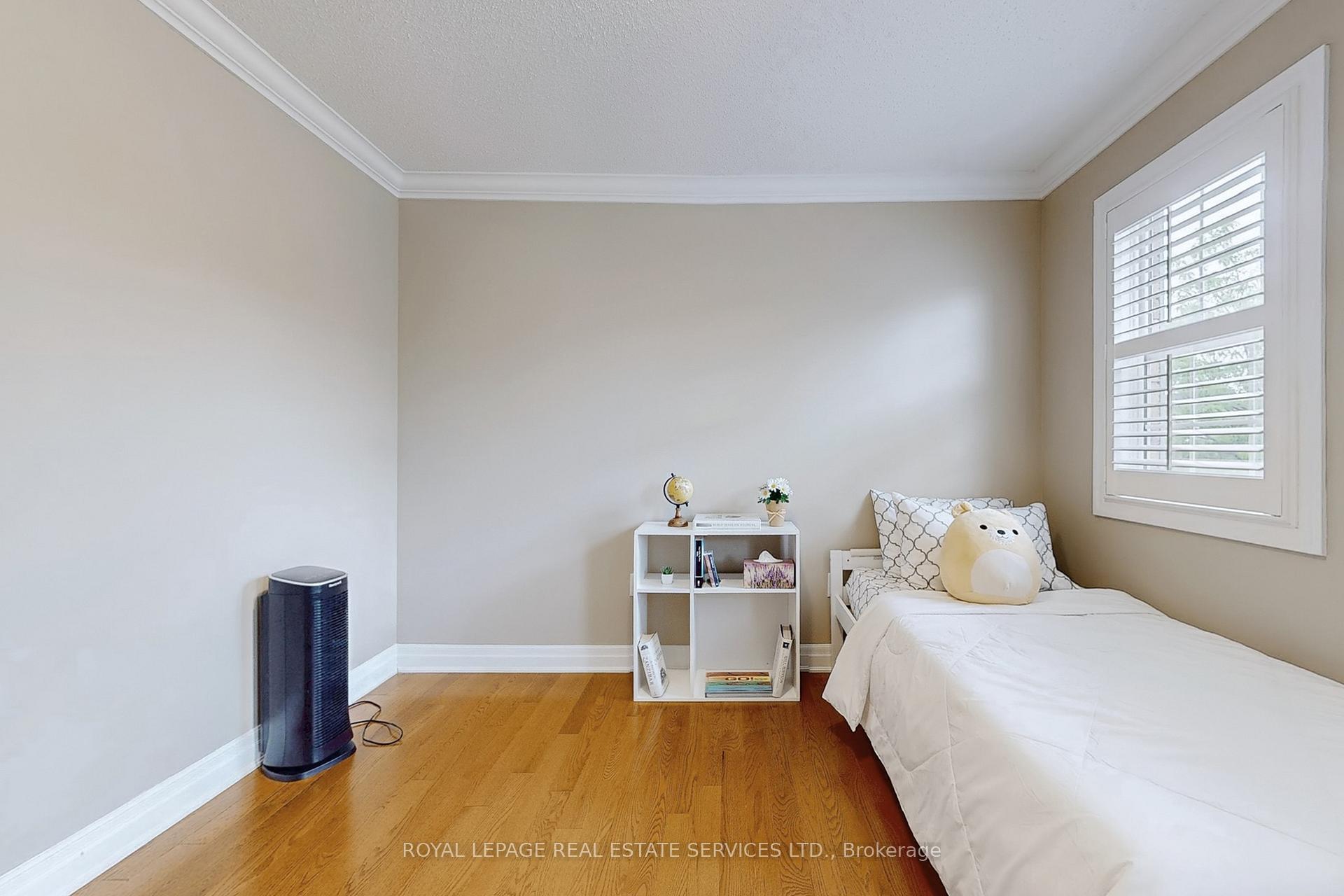 Photo 23 of 659 Hood Terrace, Milton, Coates — HOMEH