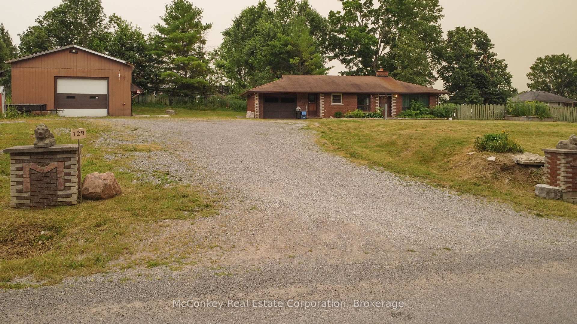 Photo 8 of 129 Clifford Road, Douro-Dummer — HOMEH