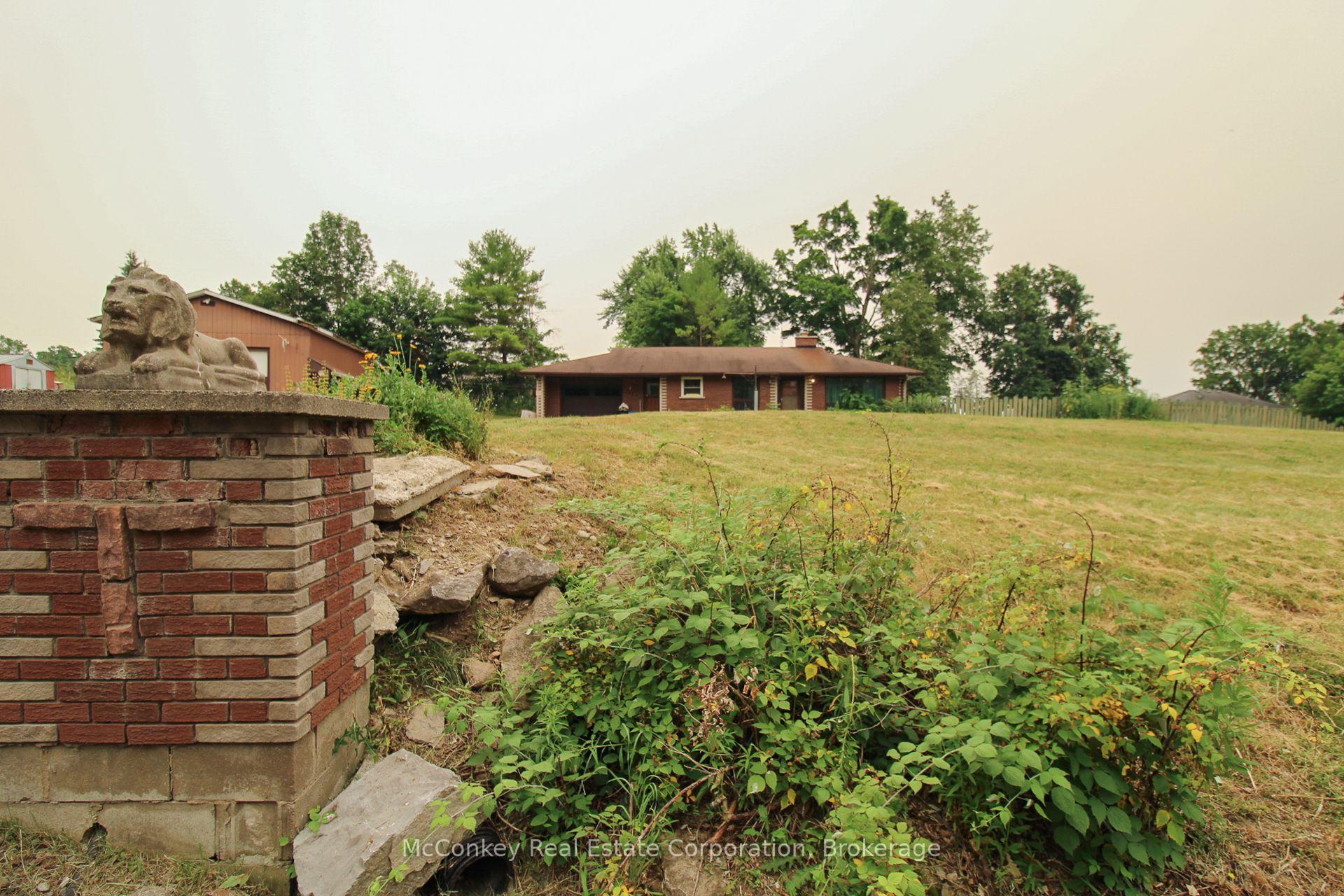 Photo 10 of 129 Clifford Road, Douro-Dummer — HOMEH