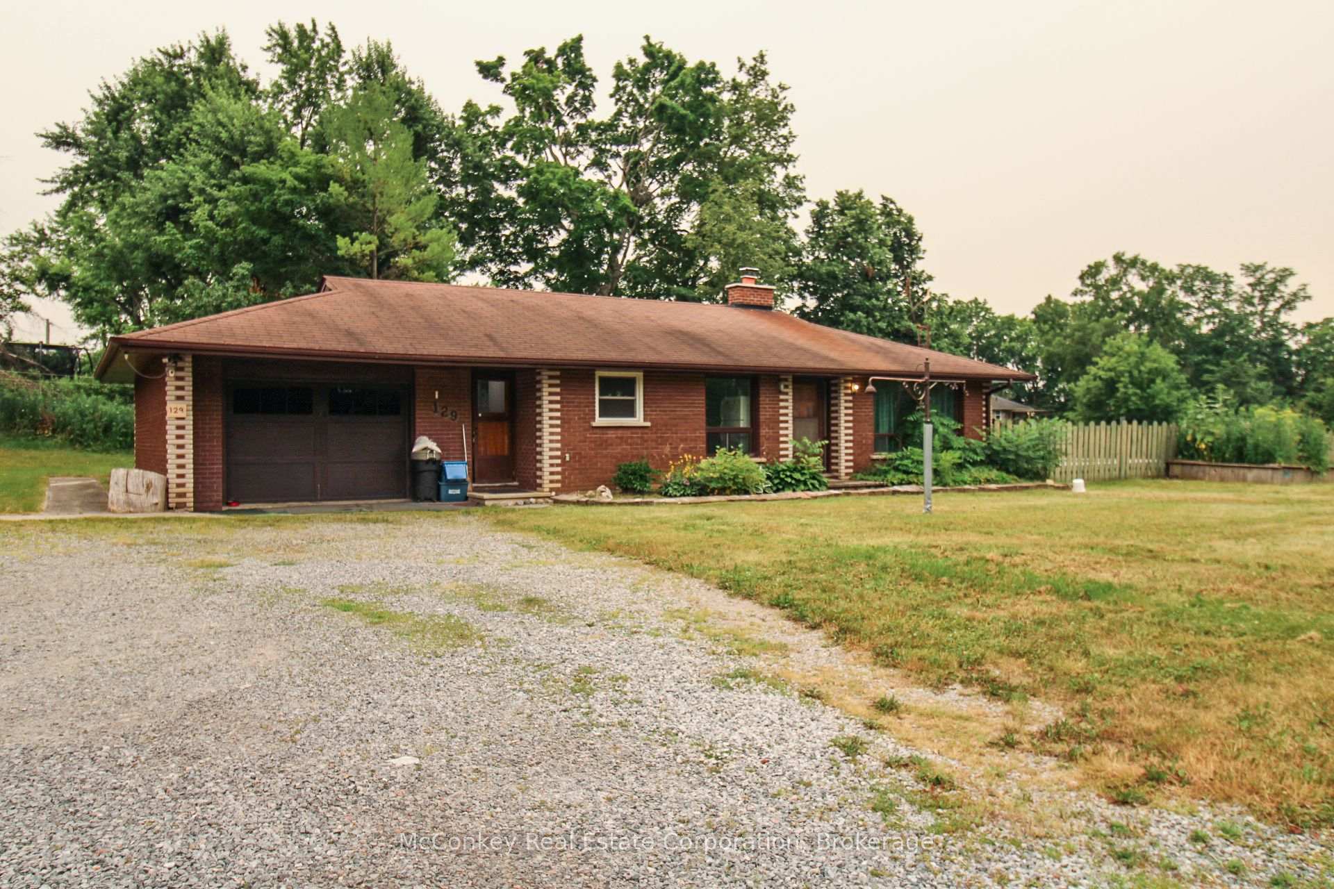 Photo 12 of 129 Clifford Road, Douro-Dummer — HOMEH
