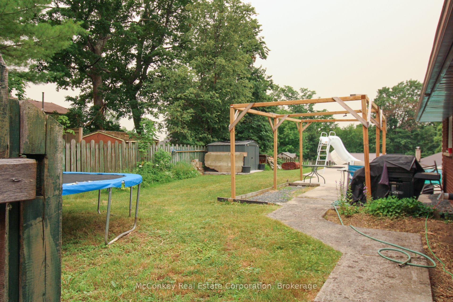 Photo 14 of 129 Clifford Road, Douro-Dummer — HOMEH