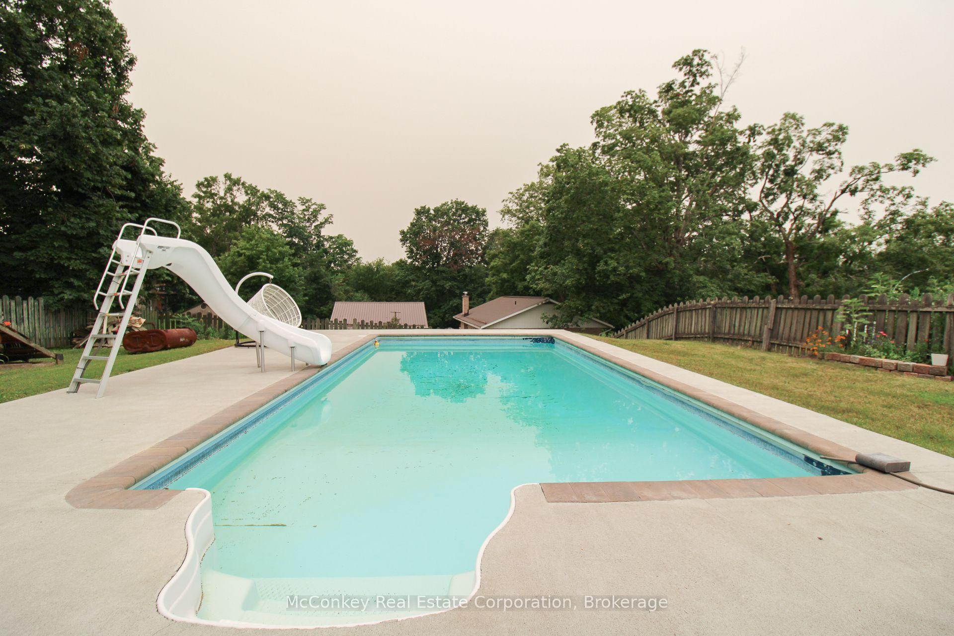 Photo 16 of 129 Clifford Road, Douro-Dummer — HOMEH