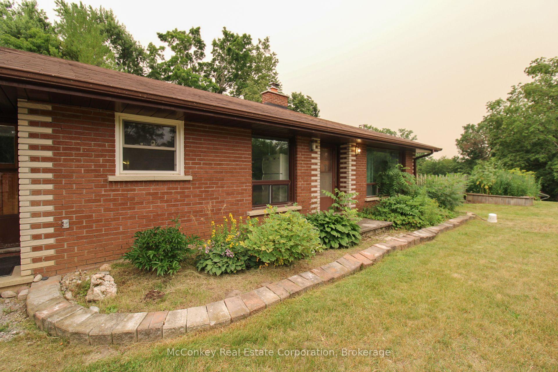 Photo 18 of 129 Clifford Road, Douro-Dummer — HOMEH