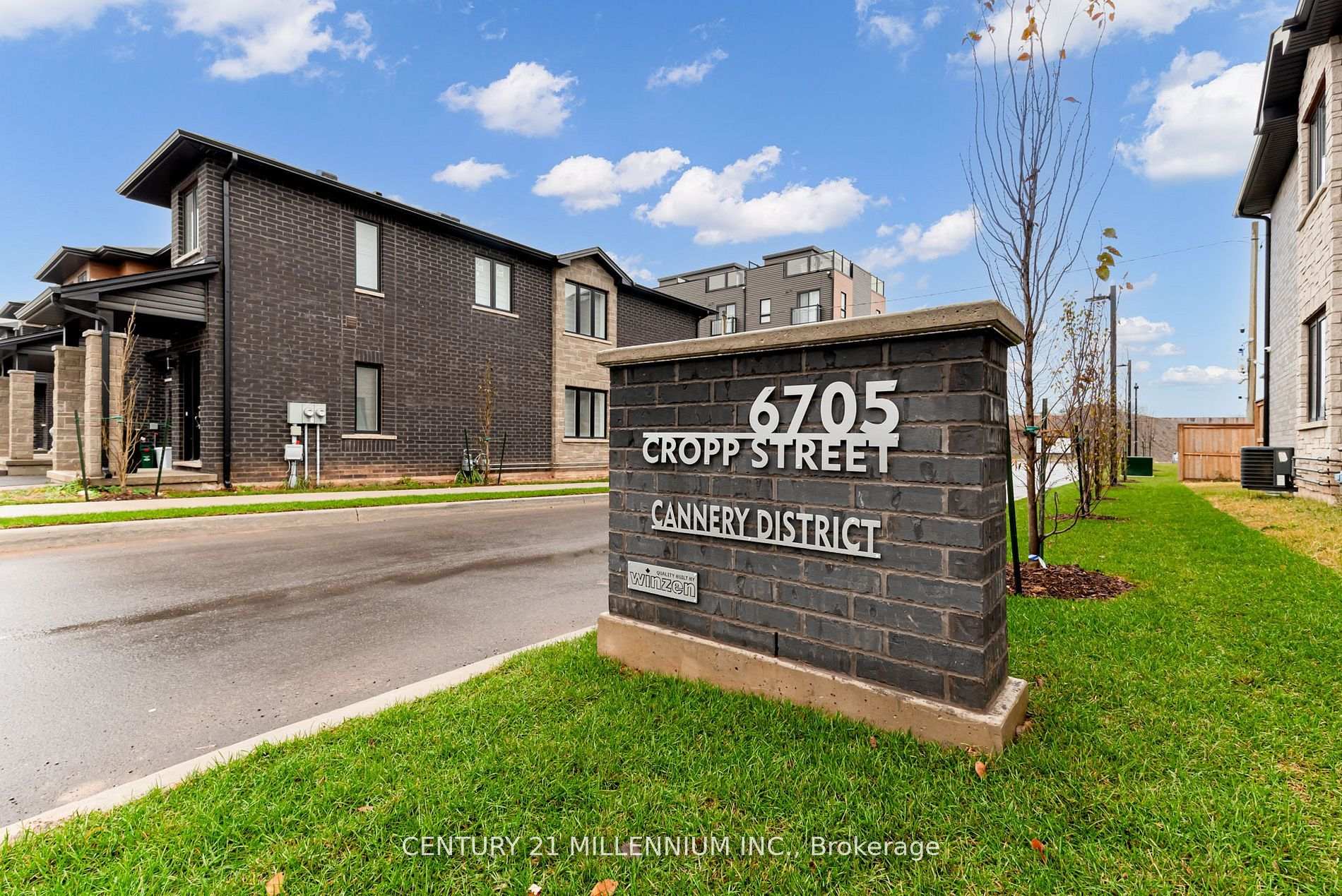 Photo 2 of Unit 102, 6705 Cropp Street E, Niagara Falls, Morrison — HOMEH