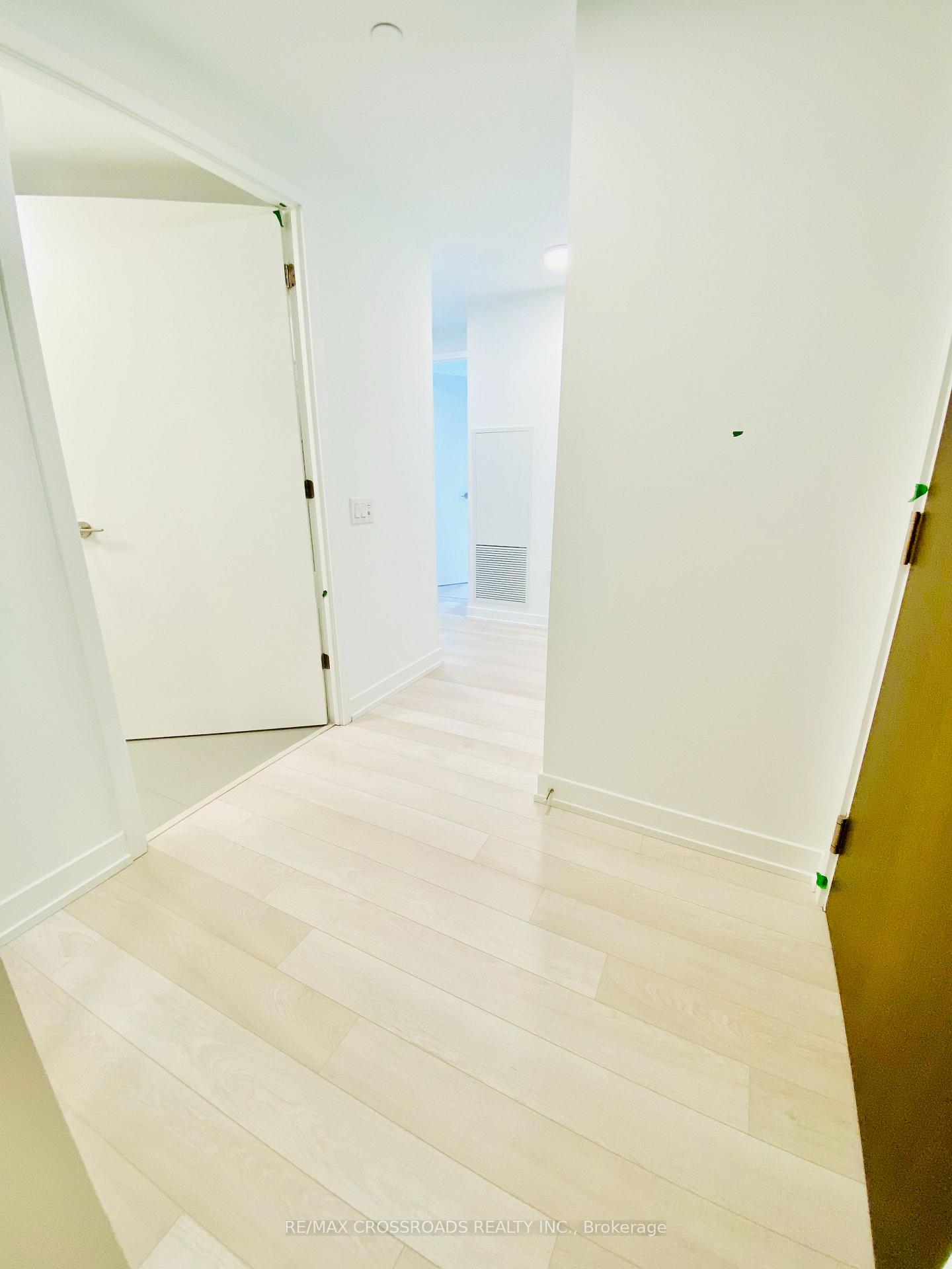 Photo 16 of Unit 905, 39 Roehampton Avenue, Toronto, Mount Pleasant West — HOMEH