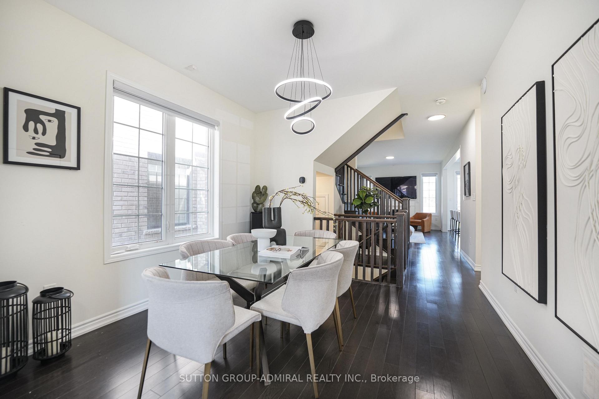 Photo 9 of 18 Morning Sparrow Drive, Vaughan, Kleinburg — HOMEH