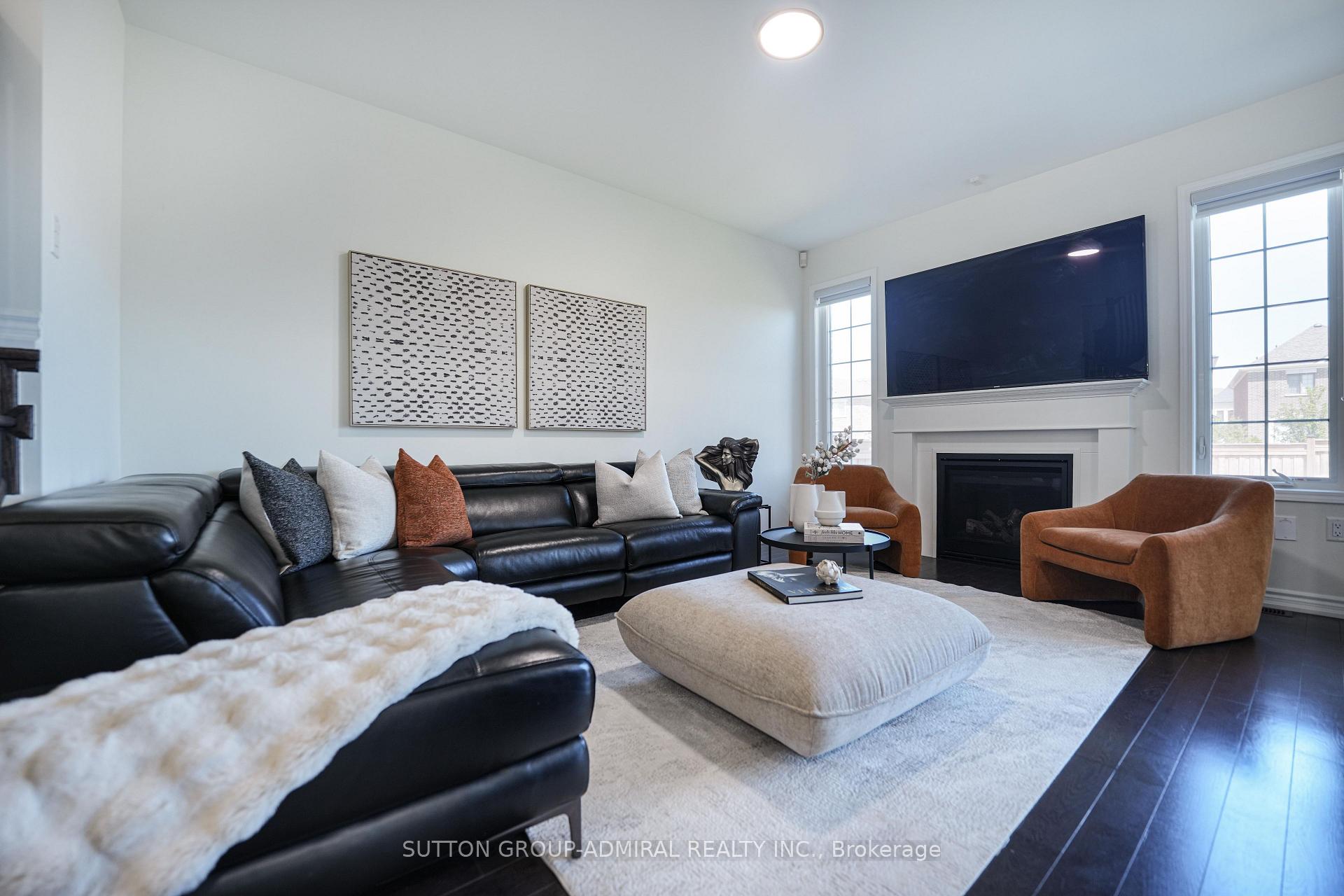 Photo 15 of 18 Morning Sparrow Drive, Vaughan, Kleinburg — HOMEH