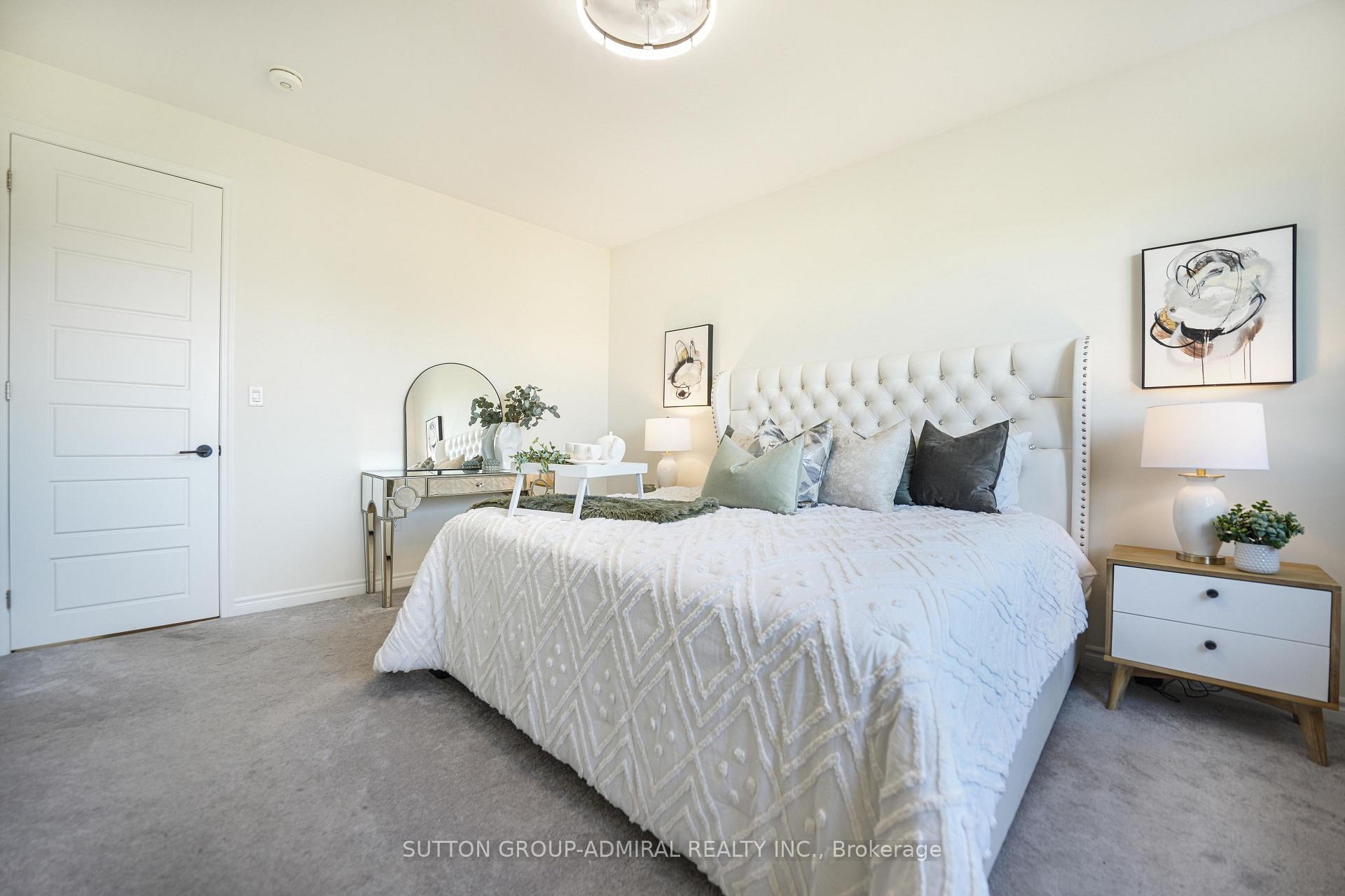 Photo 20 of 18 Morning Sparrow Drive, Vaughan, Kleinburg — HOMEH