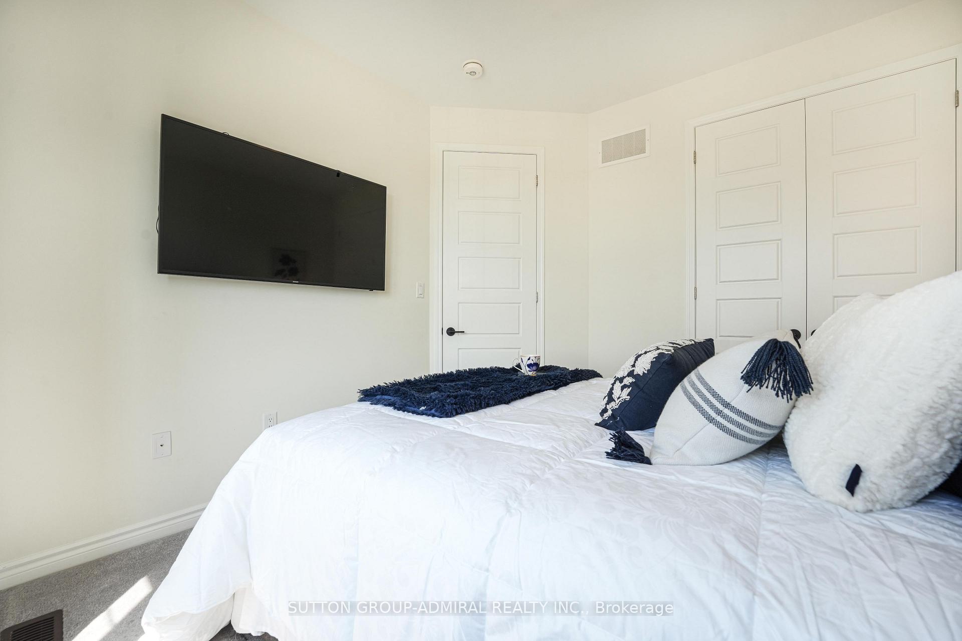 Photo 25 of 18 Morning Sparrow Drive, Vaughan, Kleinburg — HOMEH