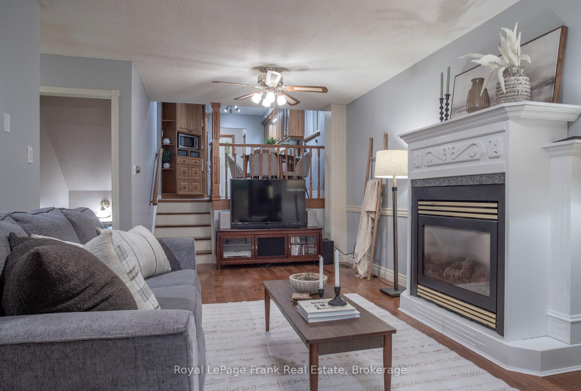 Photo 19 of 34 Baker Road, Ajax, South East — HOMEH