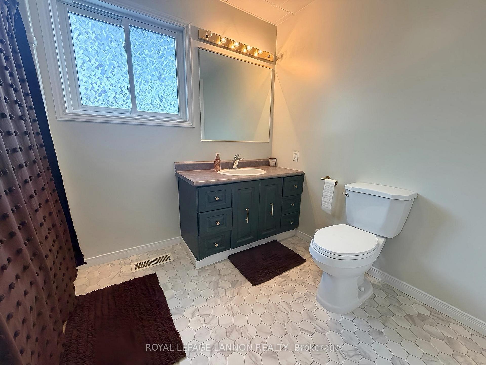 Photo 14 of 312 Ball Park Crescent, Greenstone — HOMEH