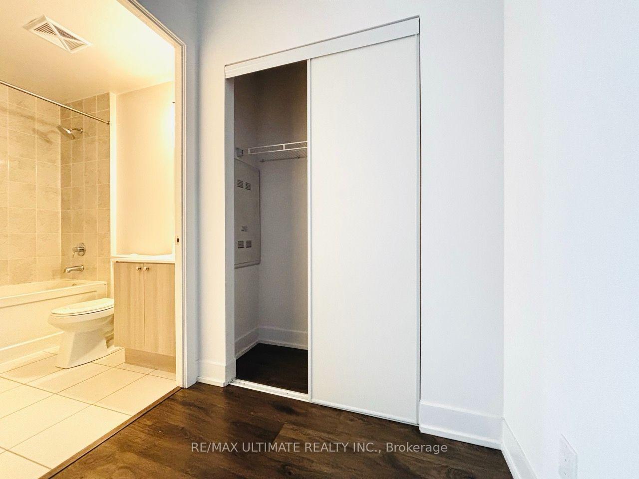 Photo 4 of Unit 803, 68 Merton Street, Toronto, Mount Pleasant West — HOMEH