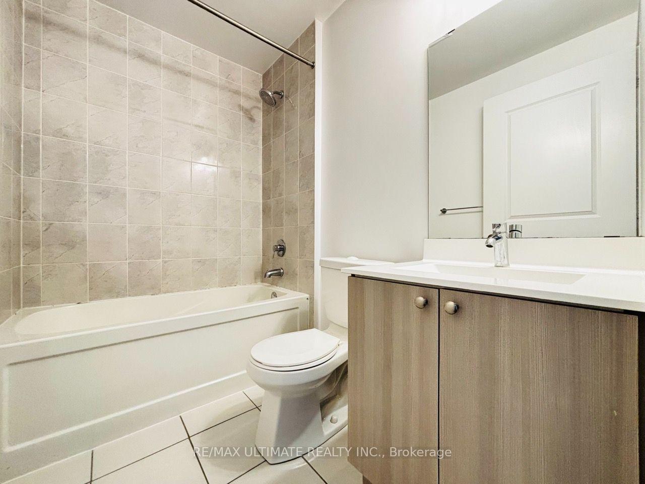 Photo 5 of Unit 803, 68 Merton Street, Toronto, Mount Pleasant West — HOMEH