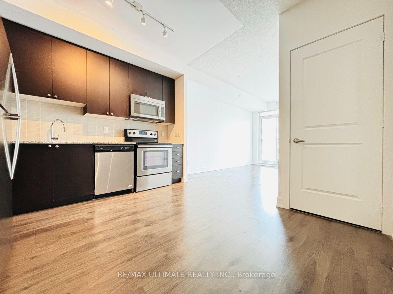 Photo 6 of Unit 803, 68 Merton Street, Toronto, Mount Pleasant West — HOMEH