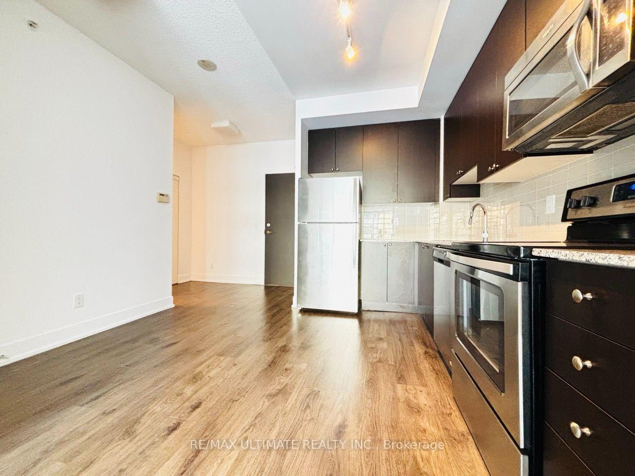 Photo 7 of Unit 803, 68 Merton Street, Toronto, Mount Pleasant West — HOMEH