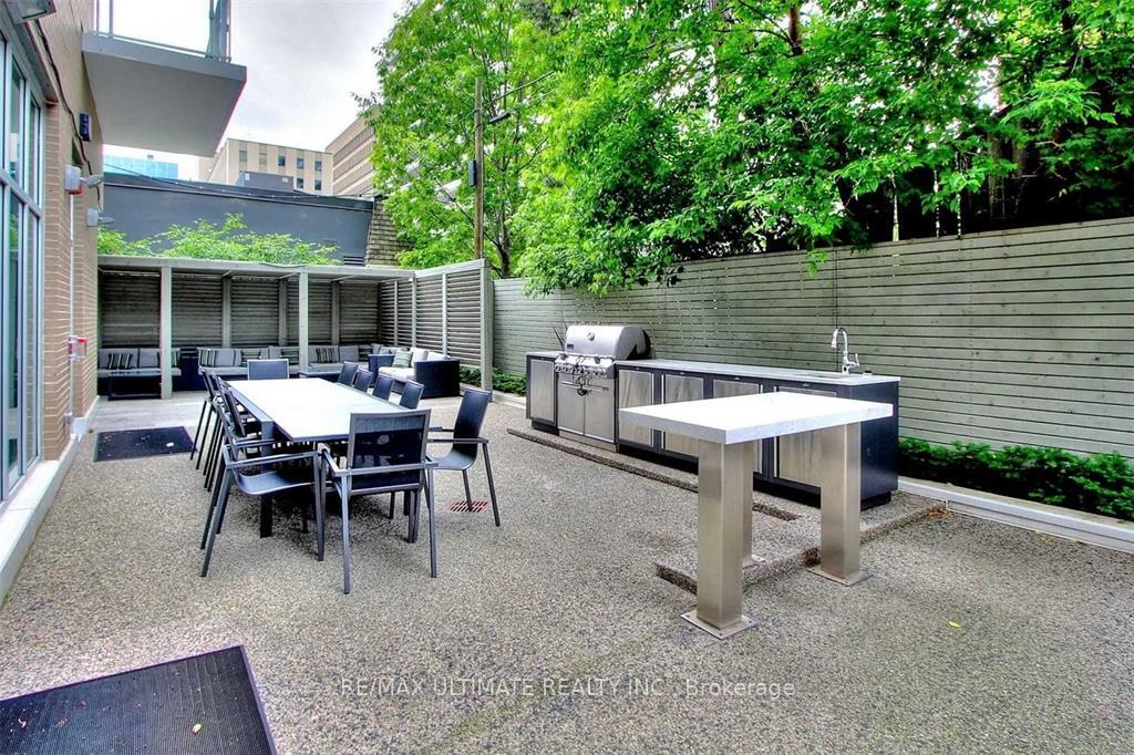 Photo 24 of Unit 803, 68 Merton Street, Toronto, Mount Pleasant West — HOMEH