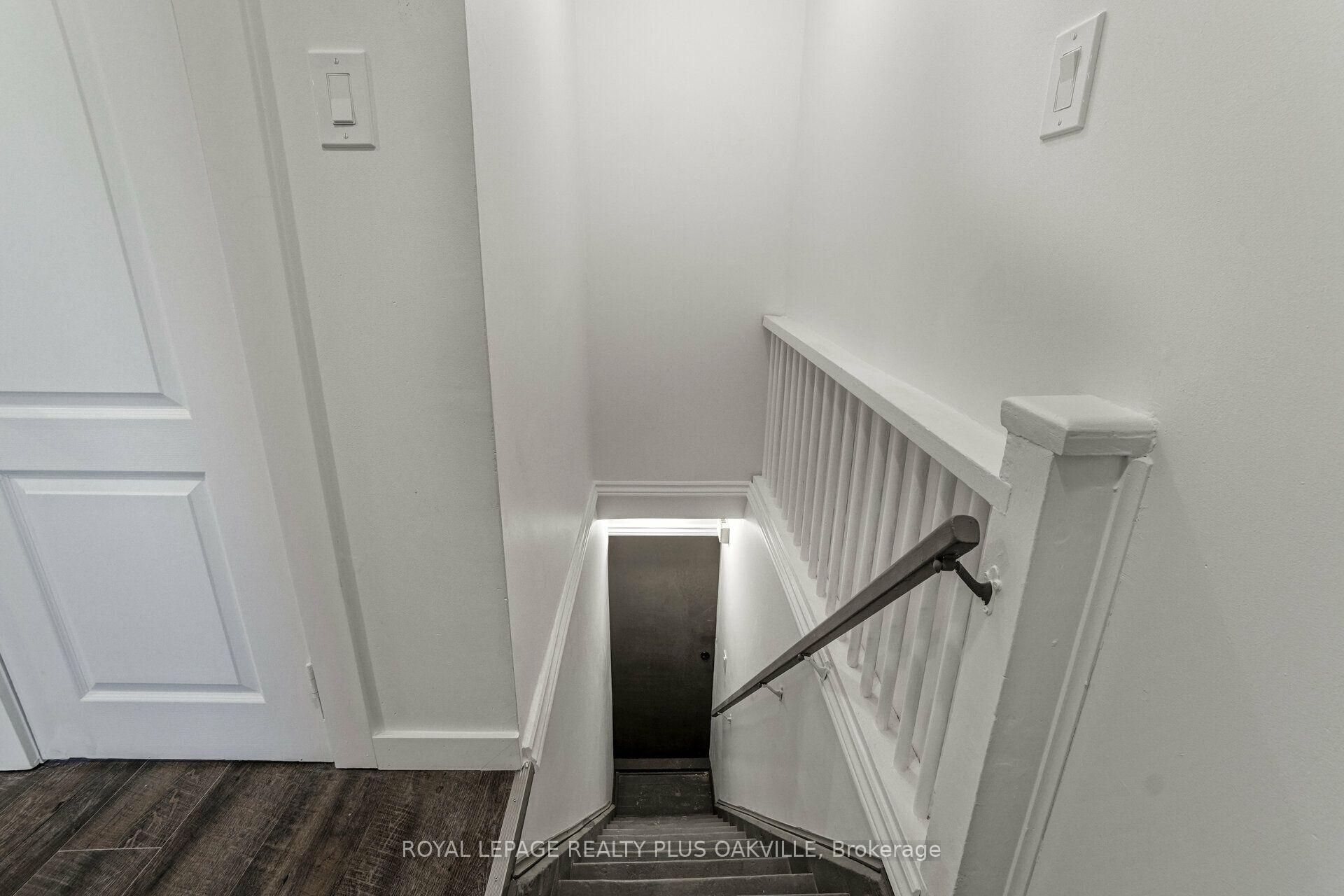 Photo 9 of Unit 2, 564 Lyons Lane, Oakville, Queen Elizabeth — HOMEH