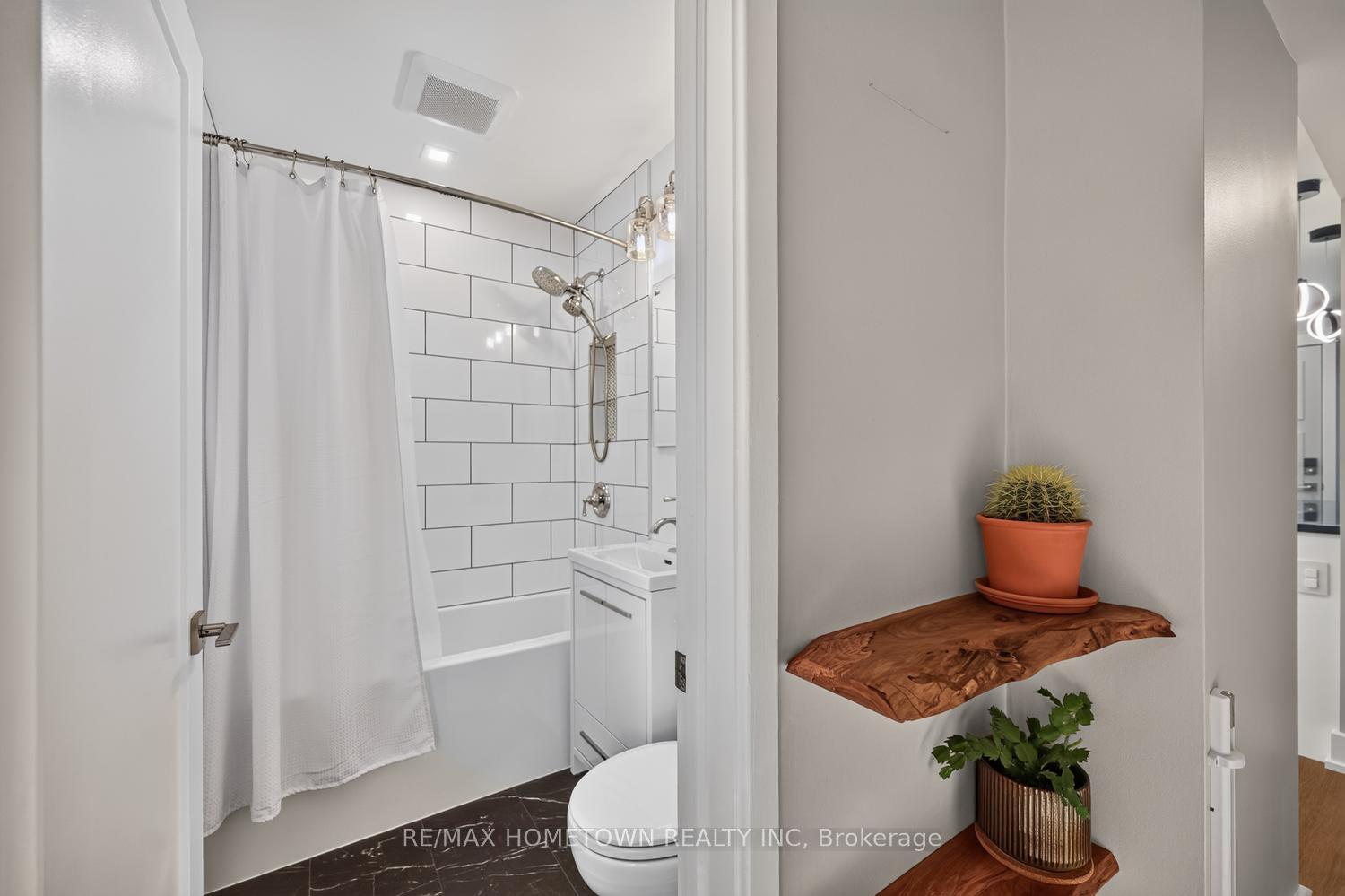 Photo 17 of 749 Duke Street, Prescott, Prescott — HOMEH