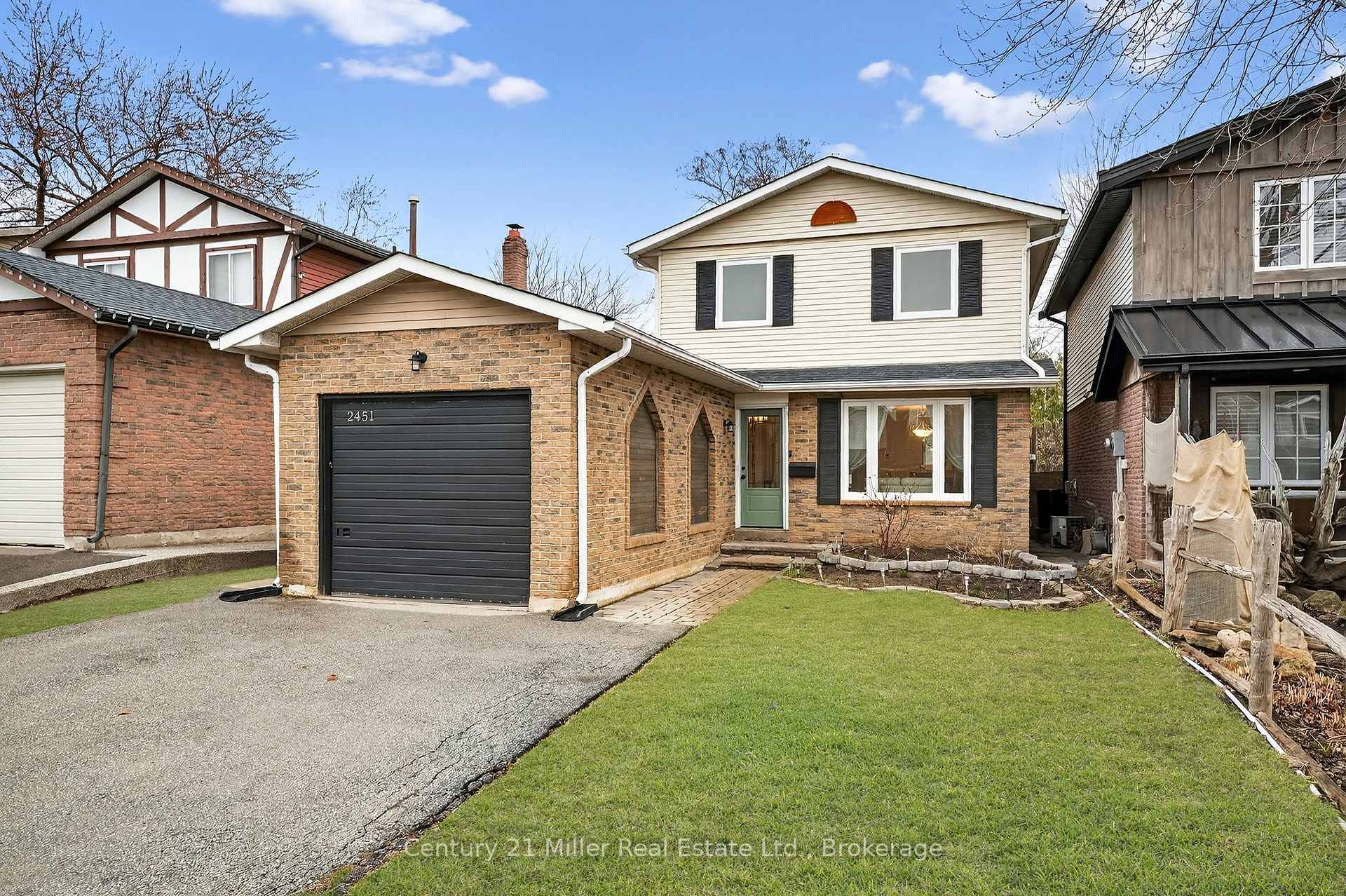 Photo 1 of 2451 Malcolm Crescent, Burlington, Brant Hills — HOMEH