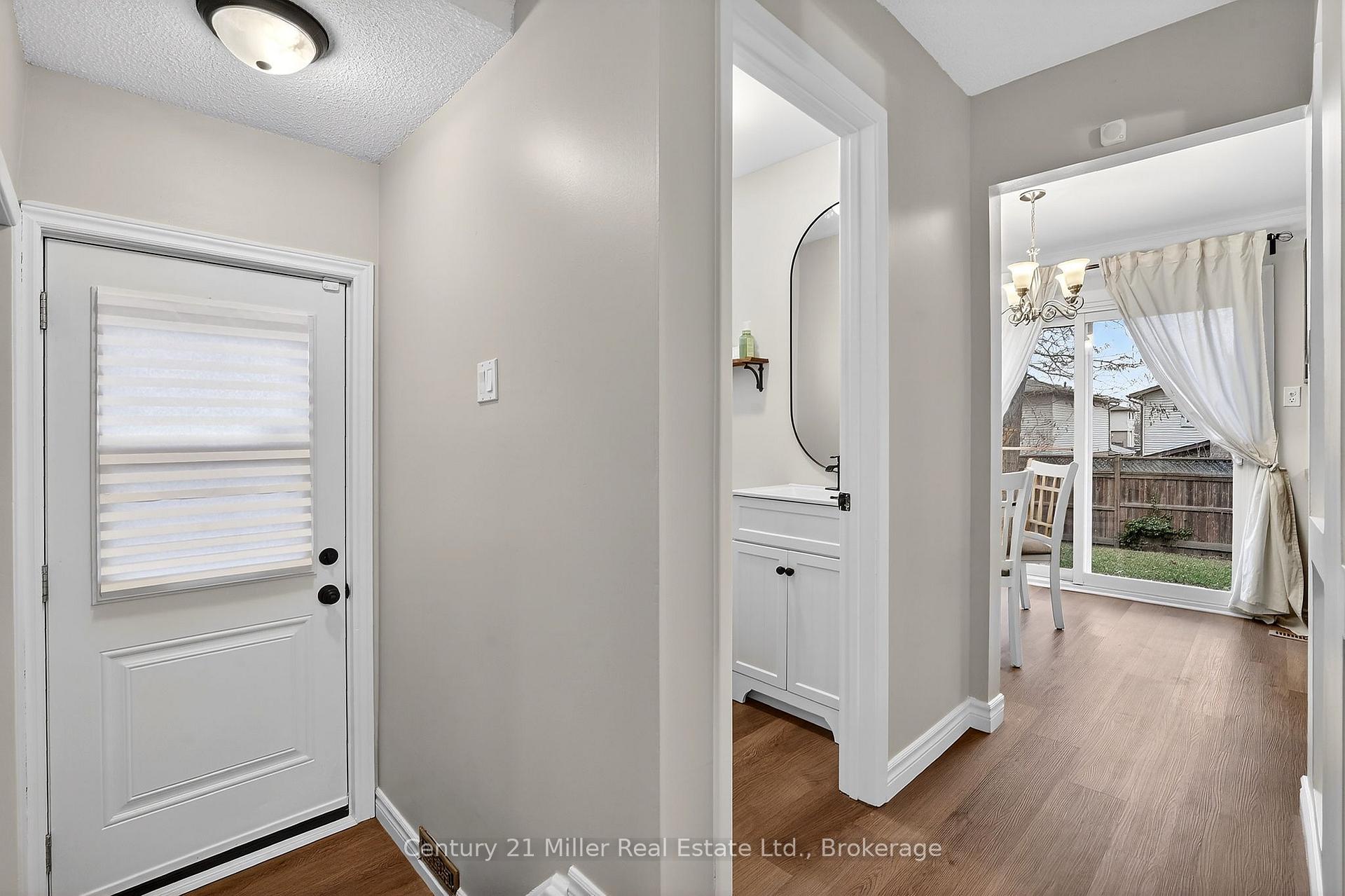 Photo 9 of 2451 Malcolm Crescent, Burlington, Brant Hills — HOMEH