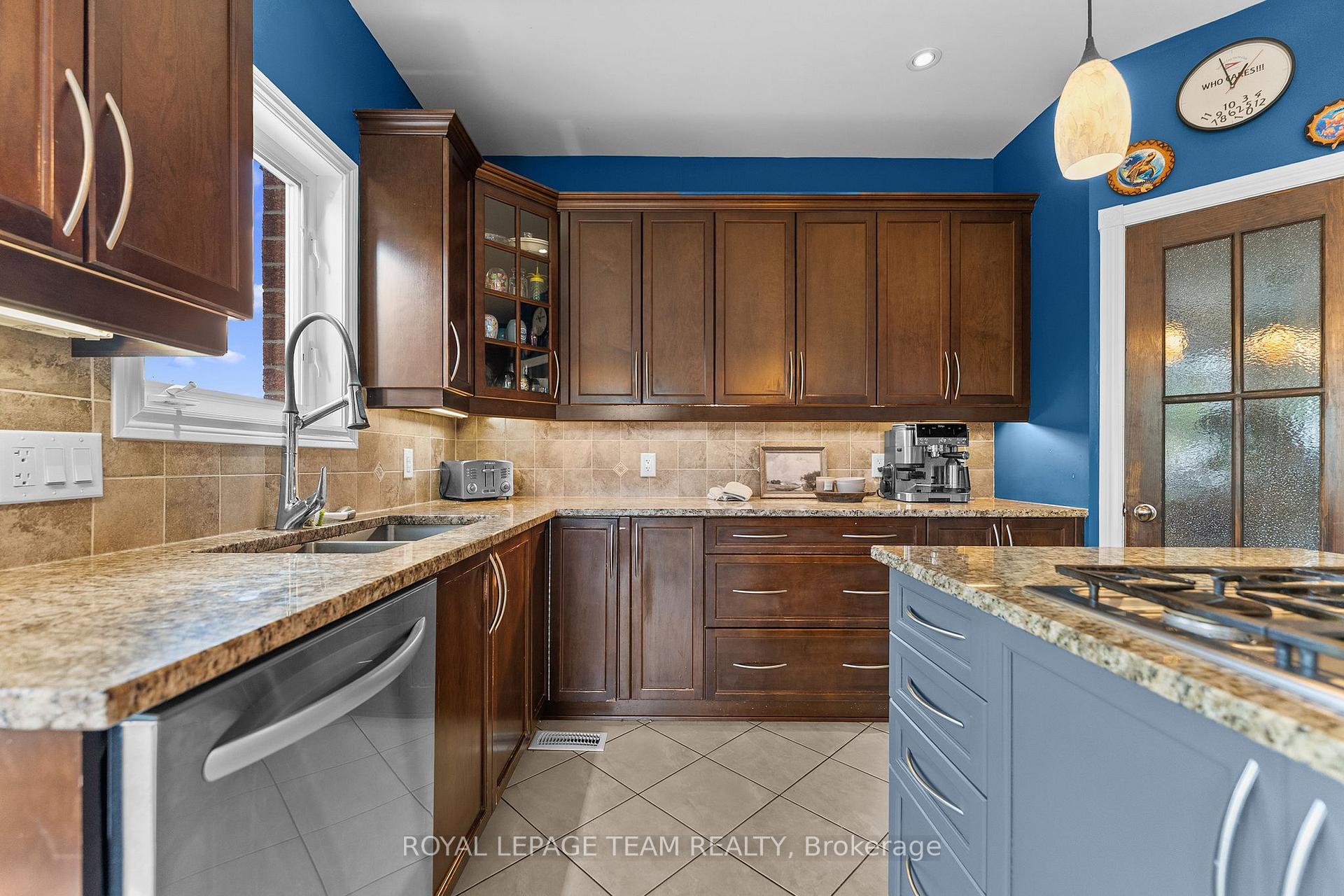 Photo 19 of 508 Dusty Miller Crescent, Ottawa, Riverside South/Gloucester Glen — HOMEH