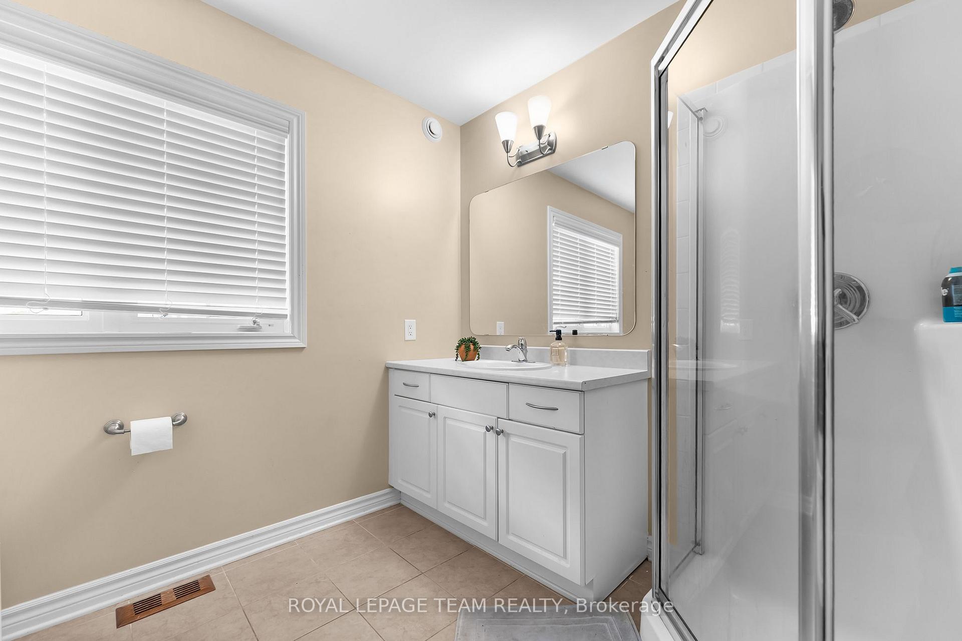 Photo 31 of 508 Dusty Miller Crescent, Ottawa, Riverside South/Gloucester Glen — HOMEH