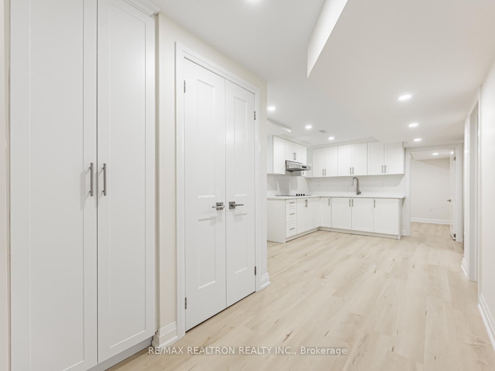 Photo 5 of 91 Mcroberts Crescent, Clarington, Courtice — HOMEH
