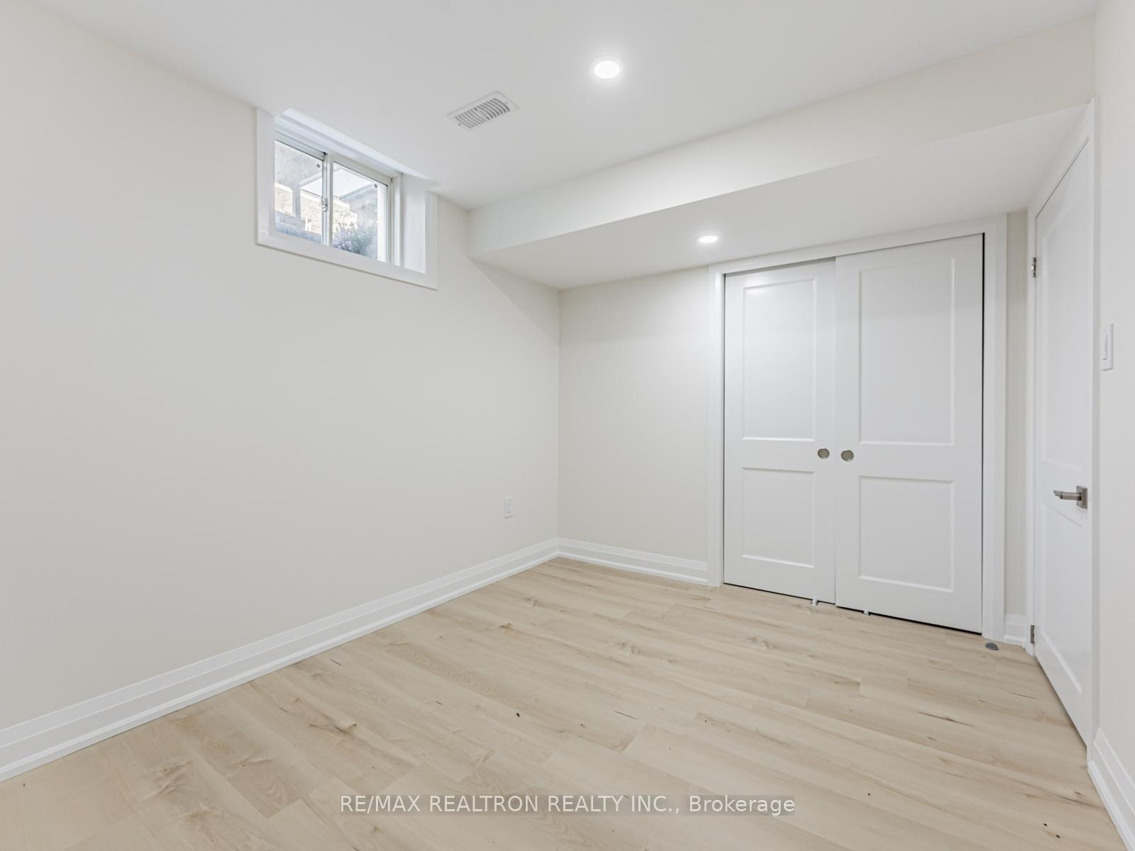 Photo 22 of 91 Mcroberts Crescent, Clarington, Courtice — HOMEH