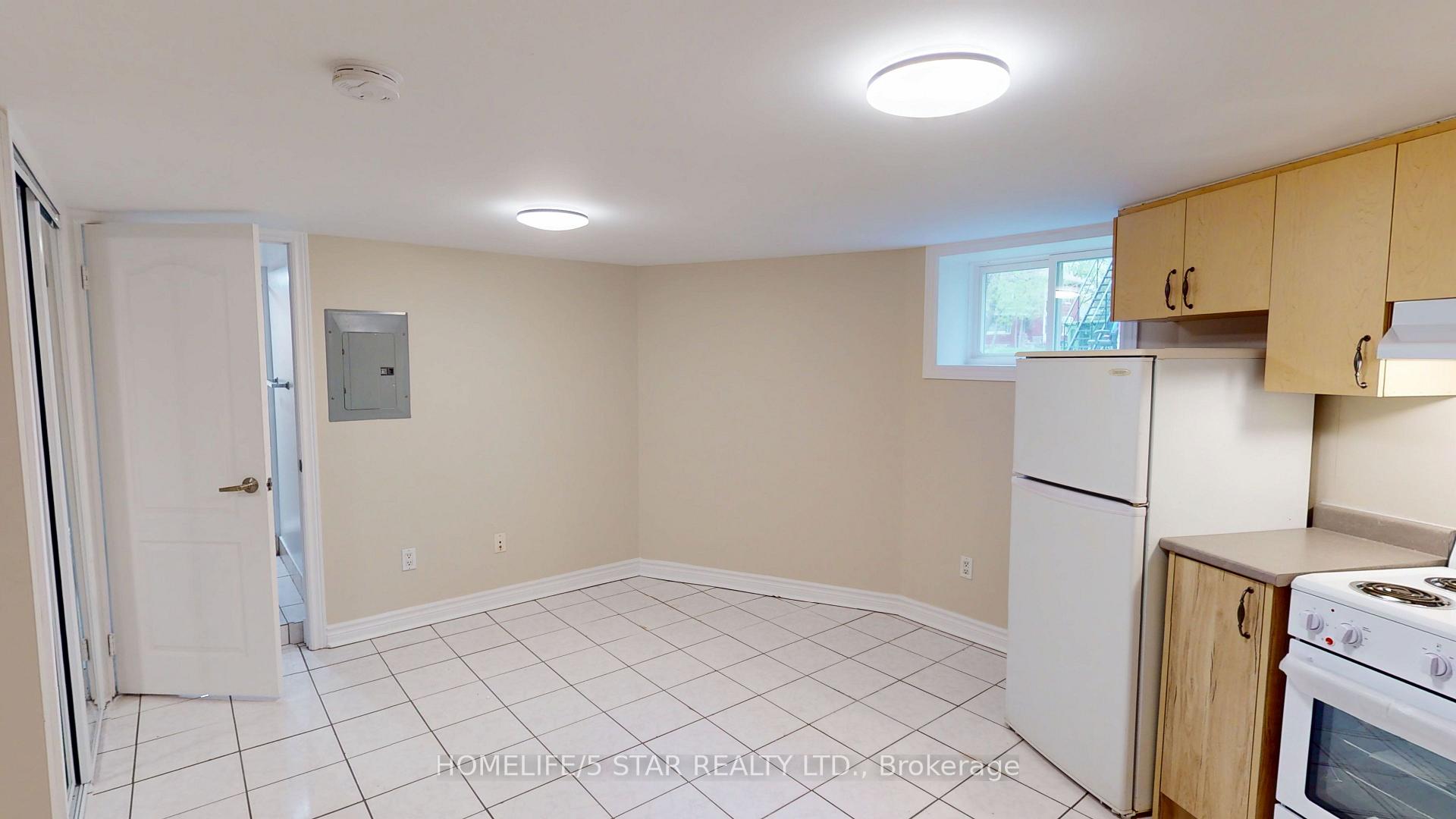 Photo 3 of Unit Apt B, 79 Rosemount Avenue, North York, Weston — HOMEH