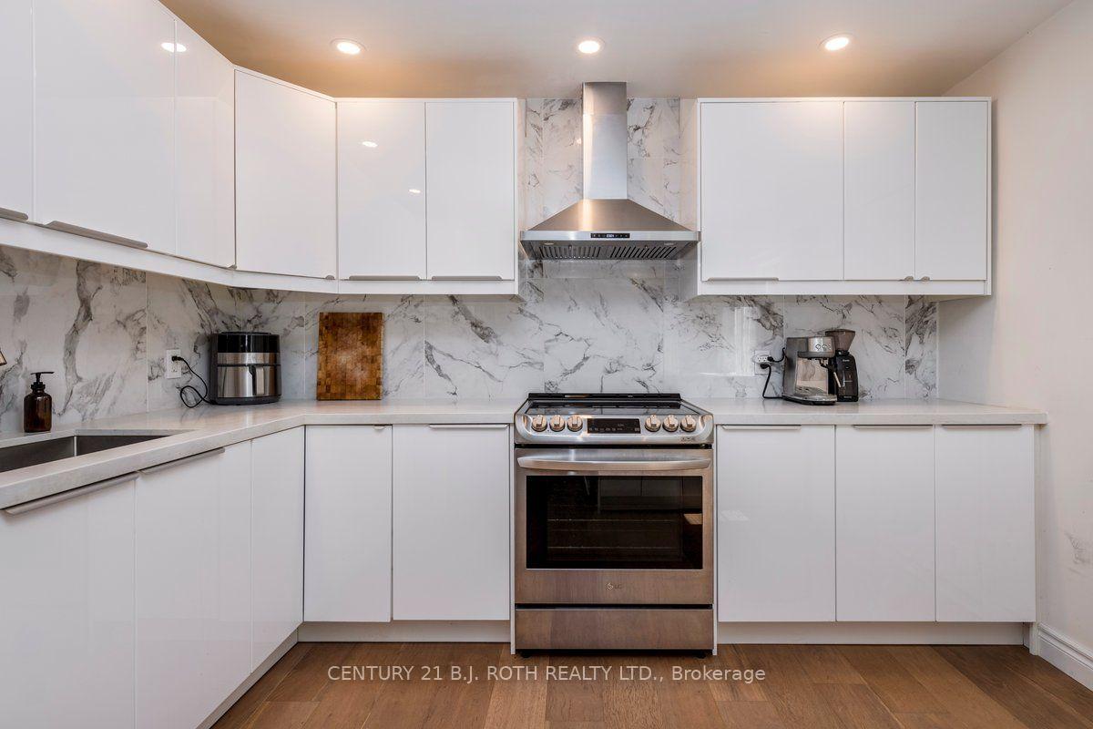 Photo 8 of 1 Ottaway Avenue, Barrie, East Bayfield — HOMEH
