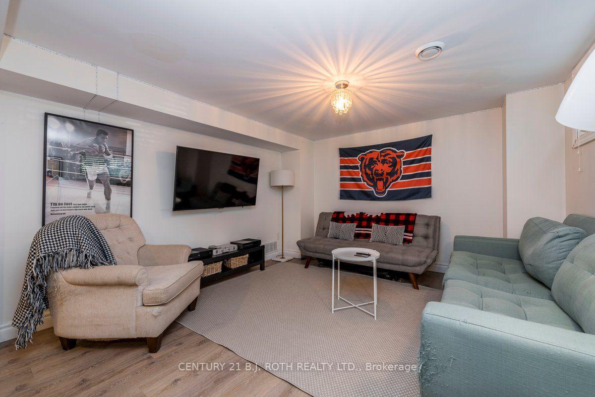 Photo 16 of 1 Ottaway Avenue, Barrie, East Bayfield — HOMEH