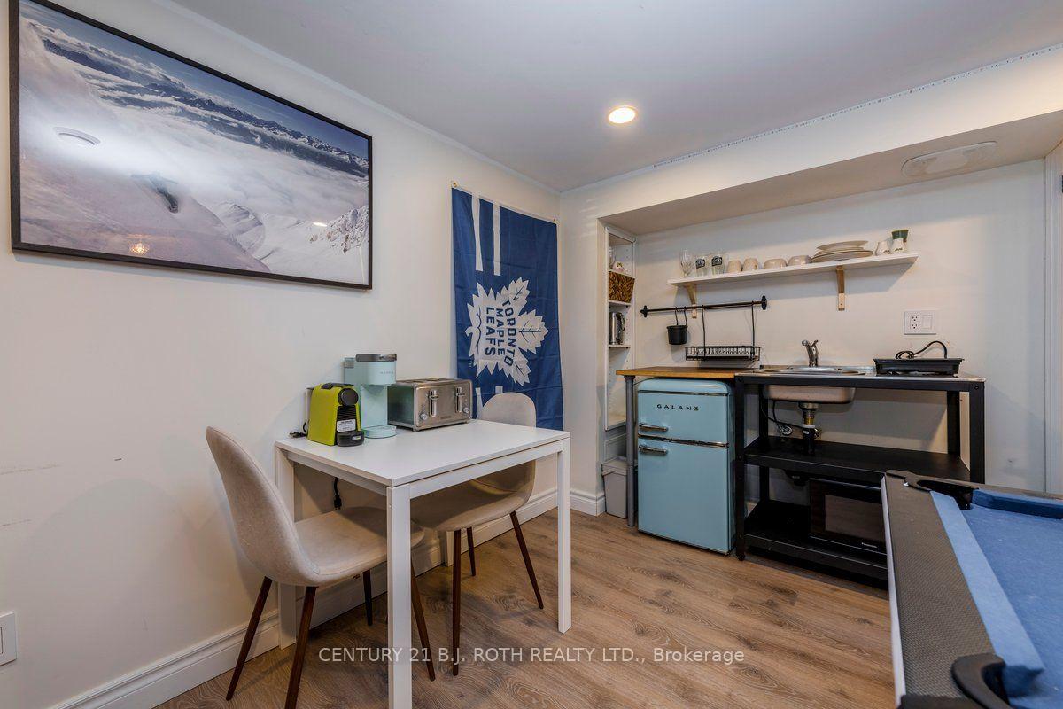 Photo 18 of 1 Ottaway Avenue, Barrie, East Bayfield — HOMEH
