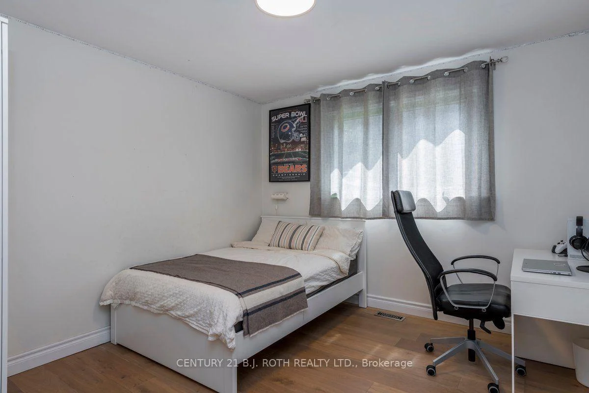 Photo 13 of 1 Ottaway Avenue, Barrie, East Bayfield — HOMEH