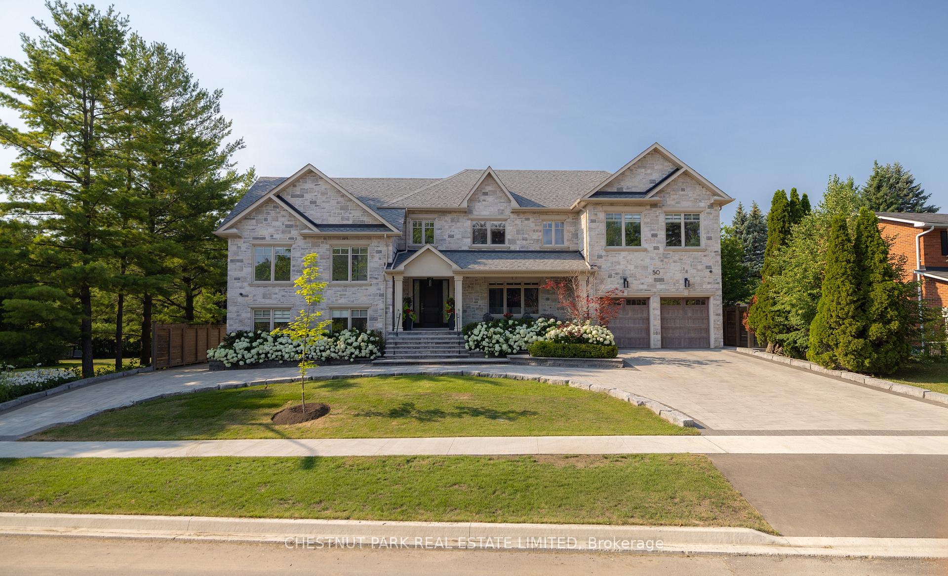 Photo 2 of 50 Blackforest Drive, Richmond Hill, Oak Ridges — HOMEH
