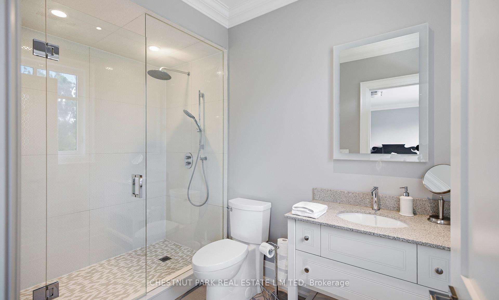 Photo 31 of 50 Blackforest Drive, Richmond Hill, Oak Ridges — HOMEH