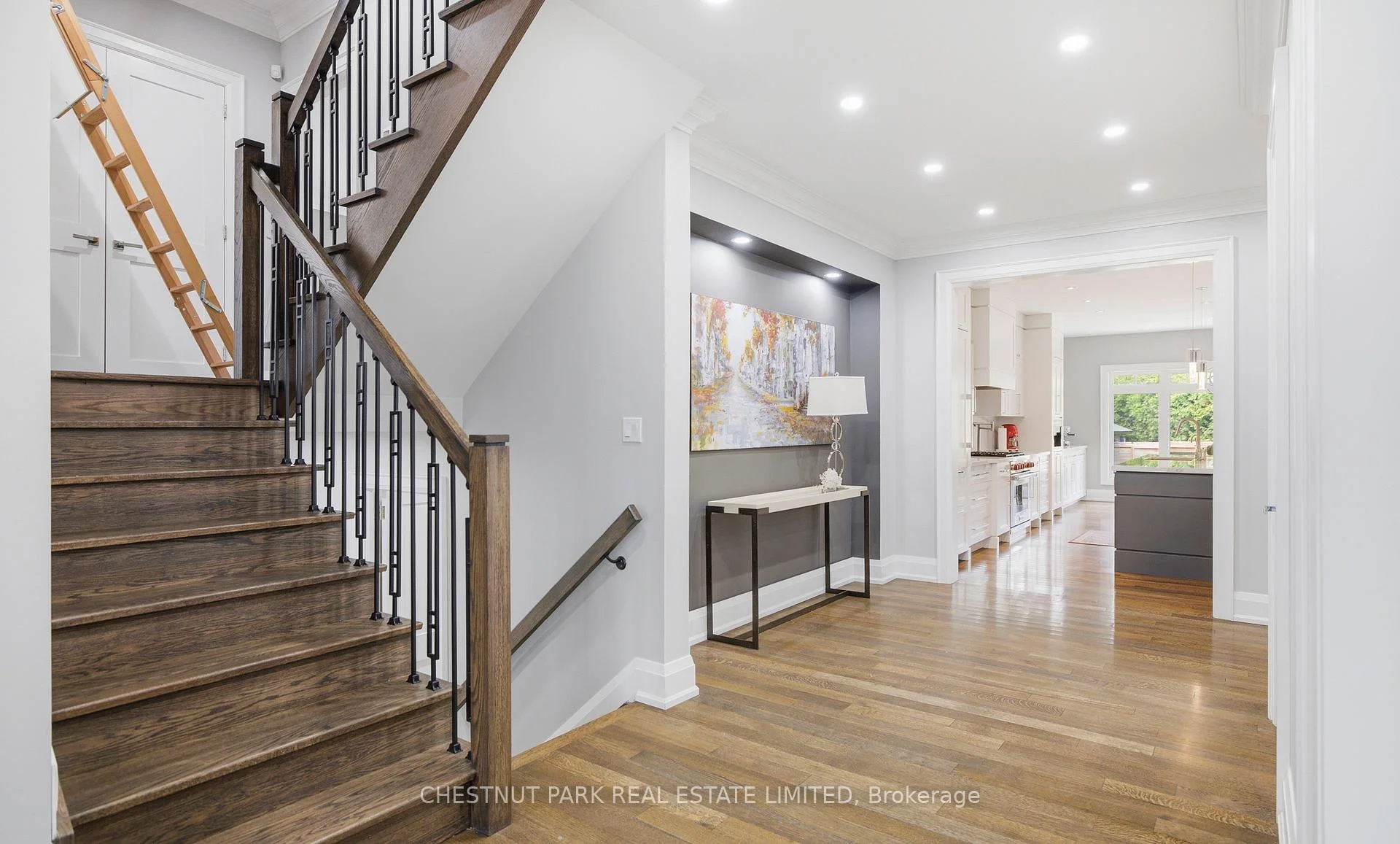 Photo 6 of 50 Blackforest Drive, Richmond Hill, Oak Ridges — HOMEH