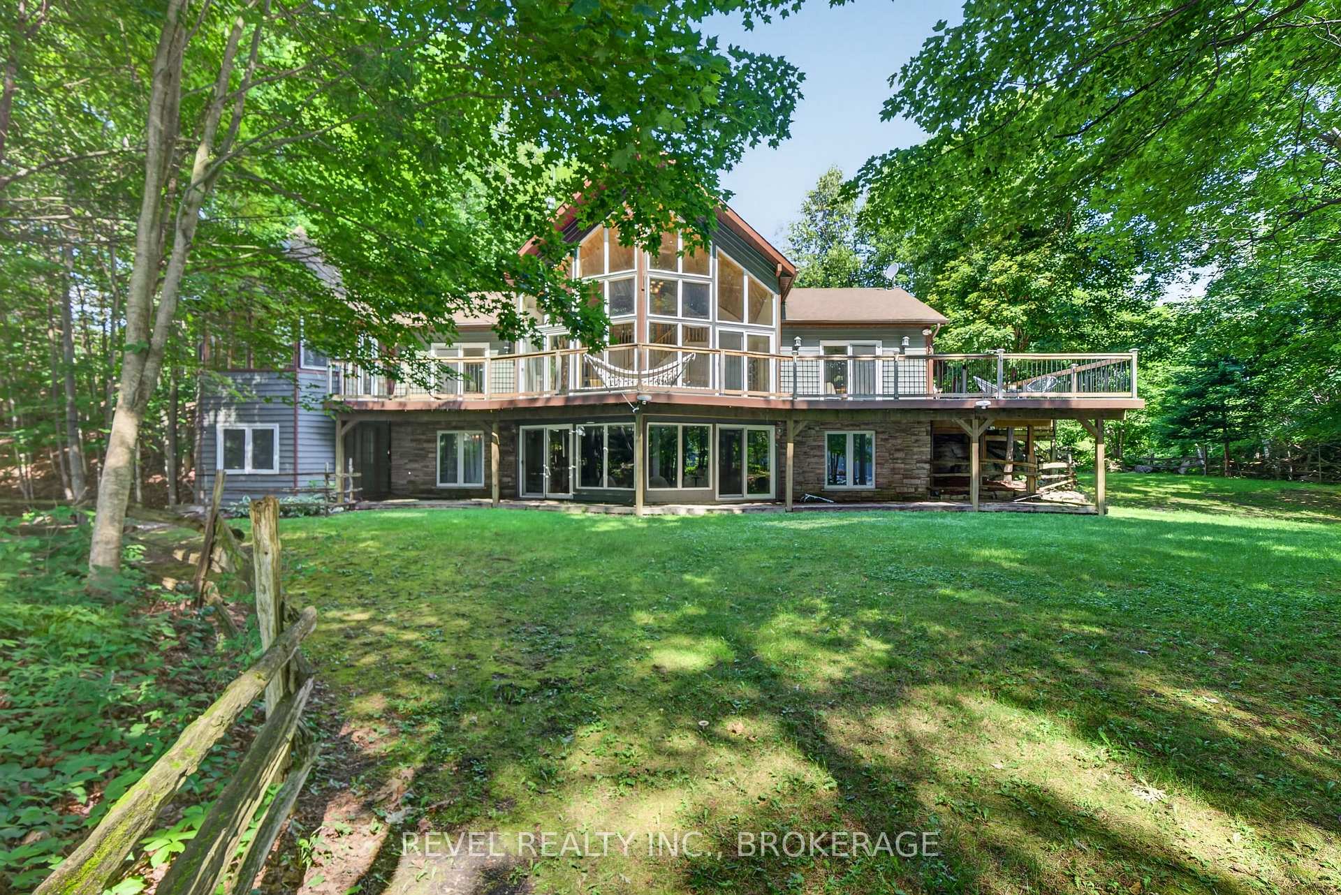 Photo 5 of 507 Frye Lane, Frontenac, Frontenac South — HOMEH