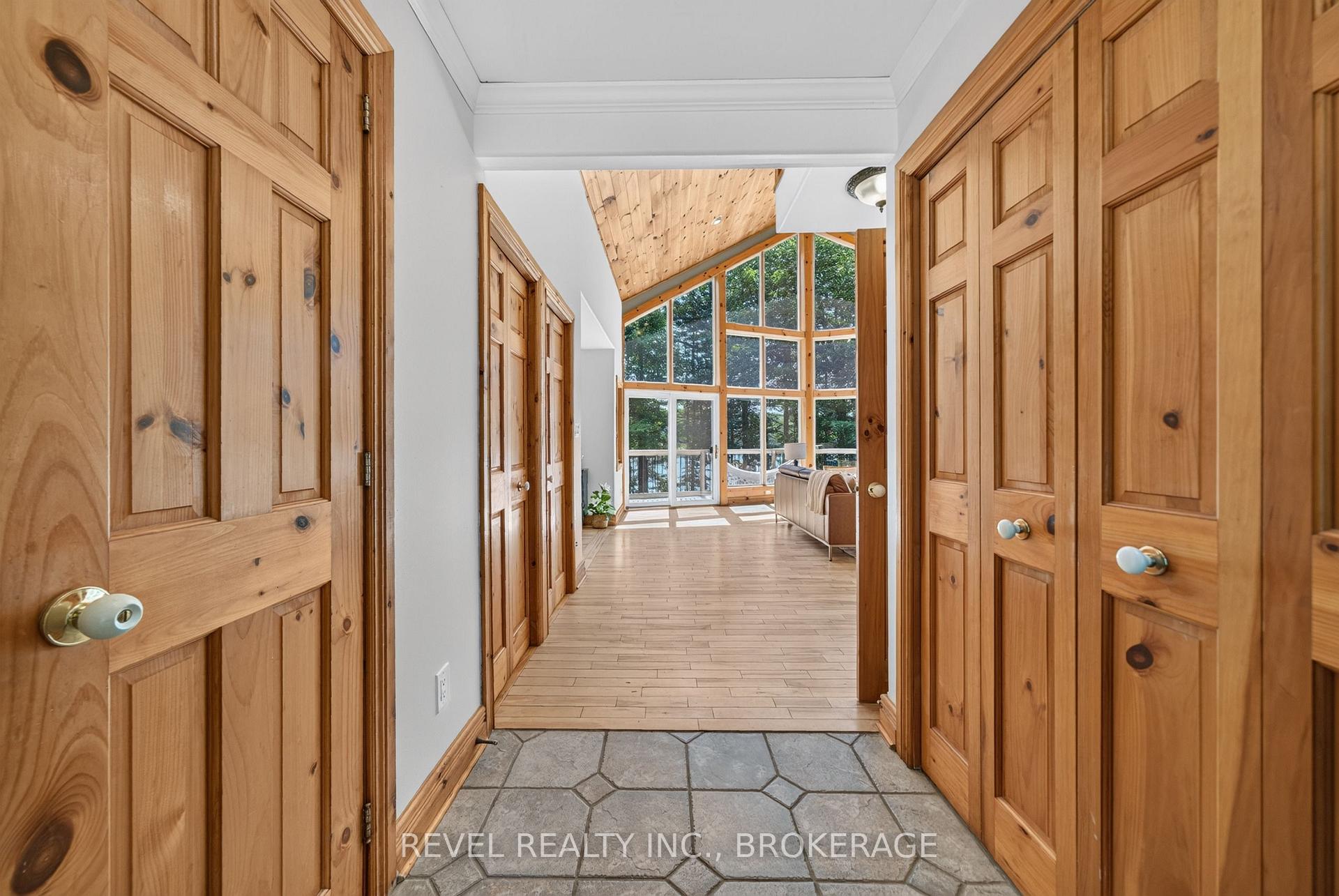 Photo 10 of 507 Frye Lane, Frontenac, Frontenac South — HOMEH