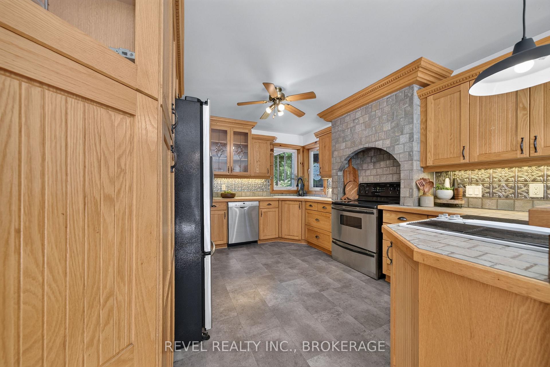 Photo 15 of 507 Frye Lane, Frontenac, Frontenac South — HOMEH