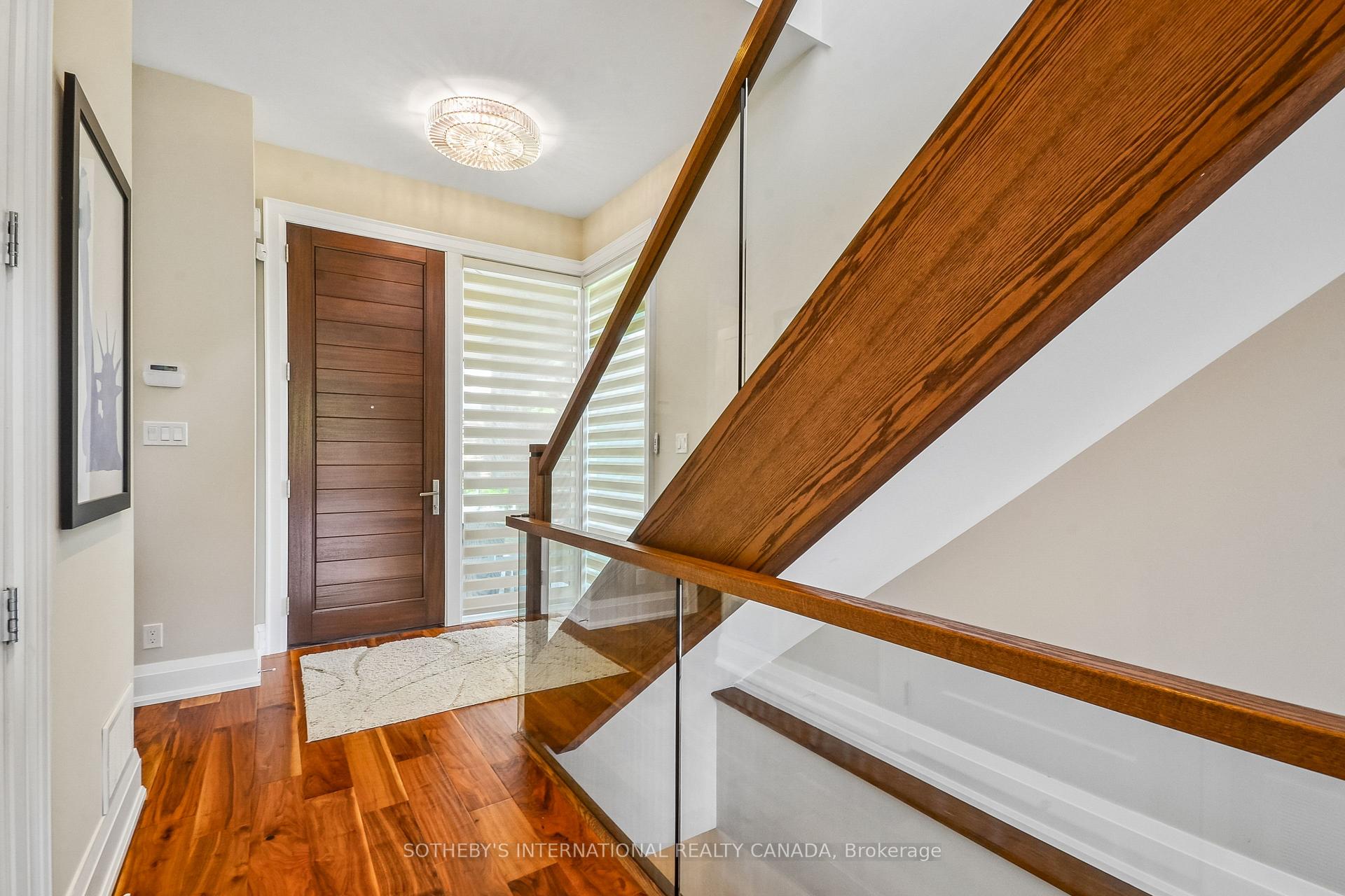 Photo 4 of Unit 21, 10 Maple Grove Drive, Oakville, Morrison — HOMEH