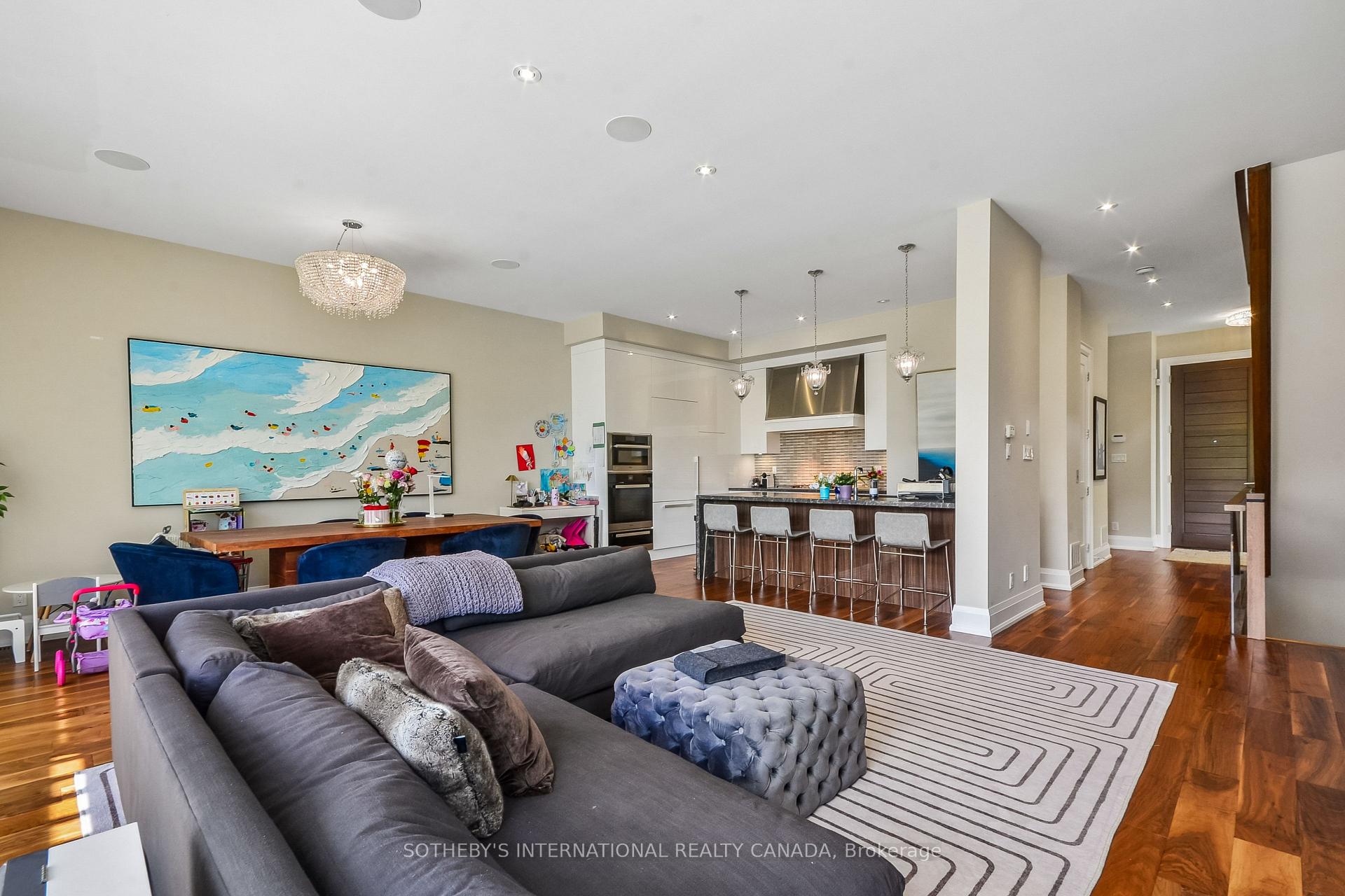 Photo 6 of Unit 21, 10 Maple Grove Drive, Oakville, Morrison — HOMEH