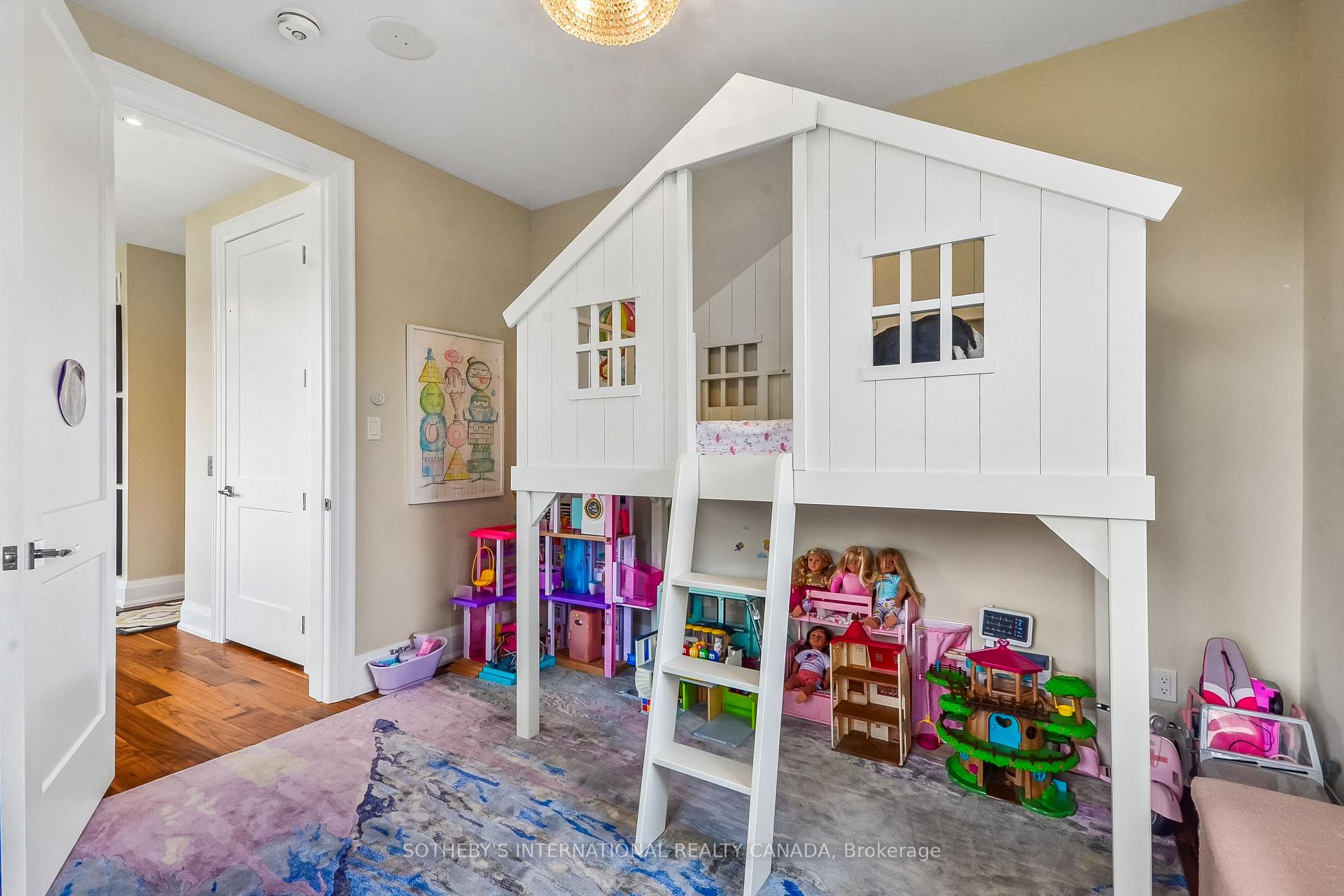 Photo 23 of Unit 21, 10 Maple Grove Drive, Oakville, Morrison — HOMEH