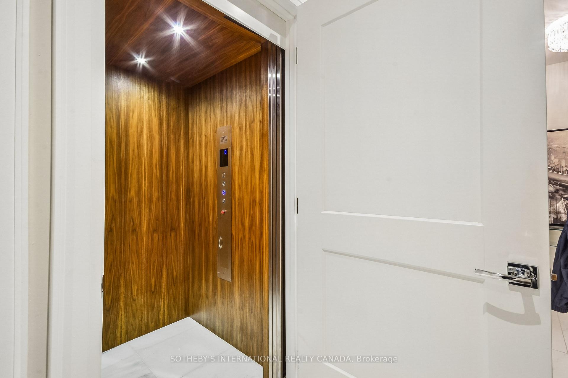 Photo 29 of Unit 21, 10 Maple Grove Drive, Oakville, Morrison — HOMEH
