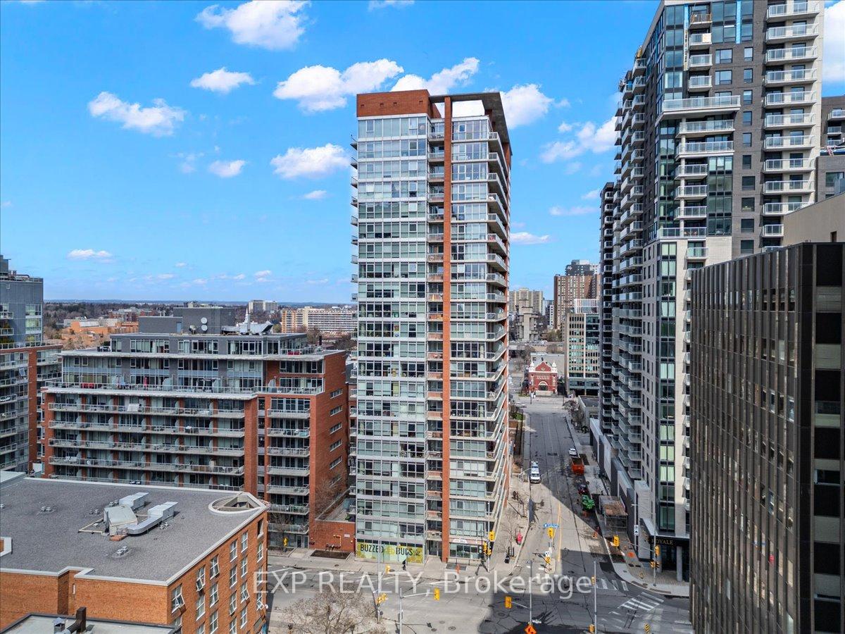 Front of Unit 603, 179 George Street