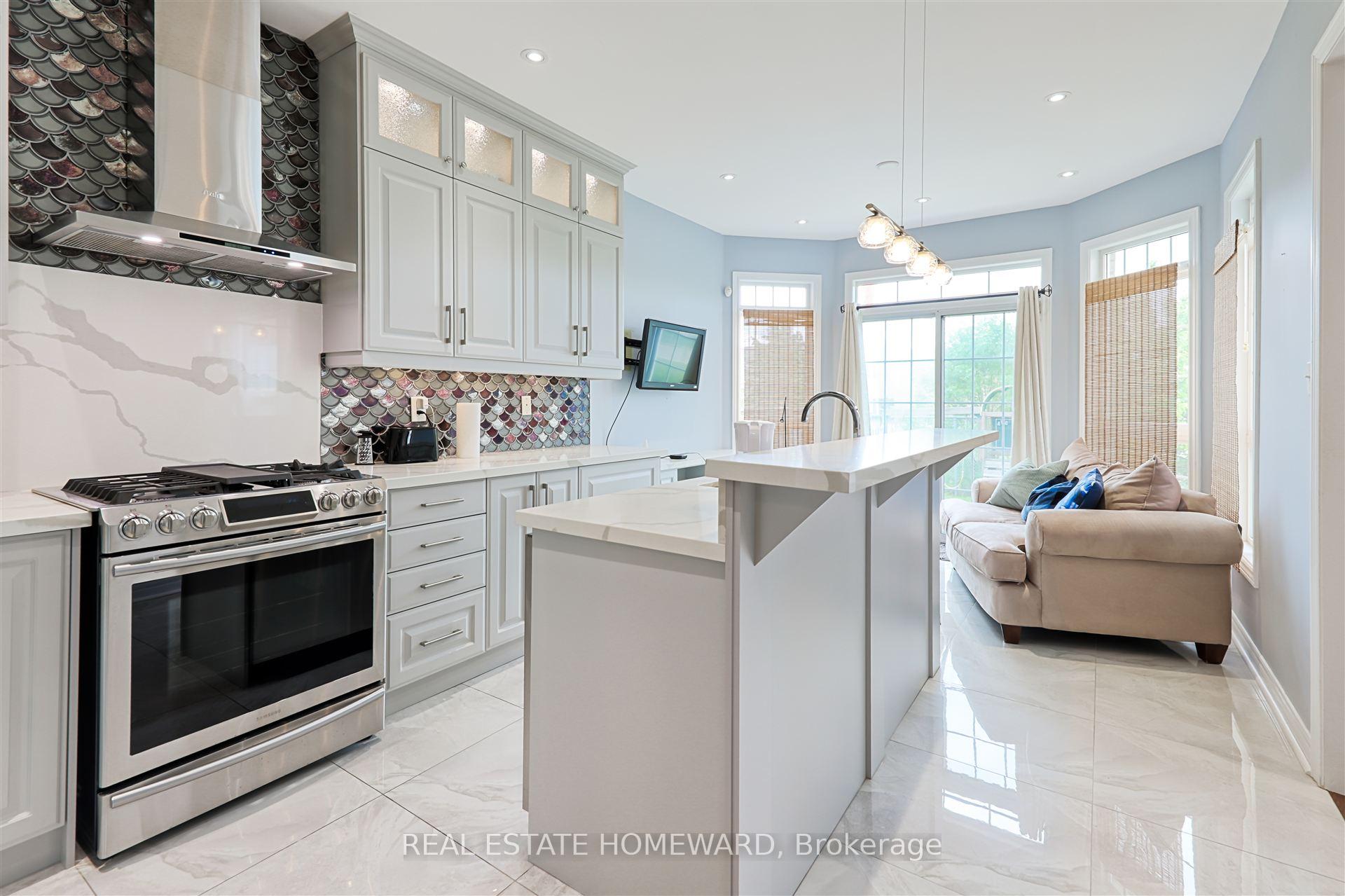 Photo 6 of 5860 Terrapark Trail, Mississauga, Churchill Meadows — HOMEH