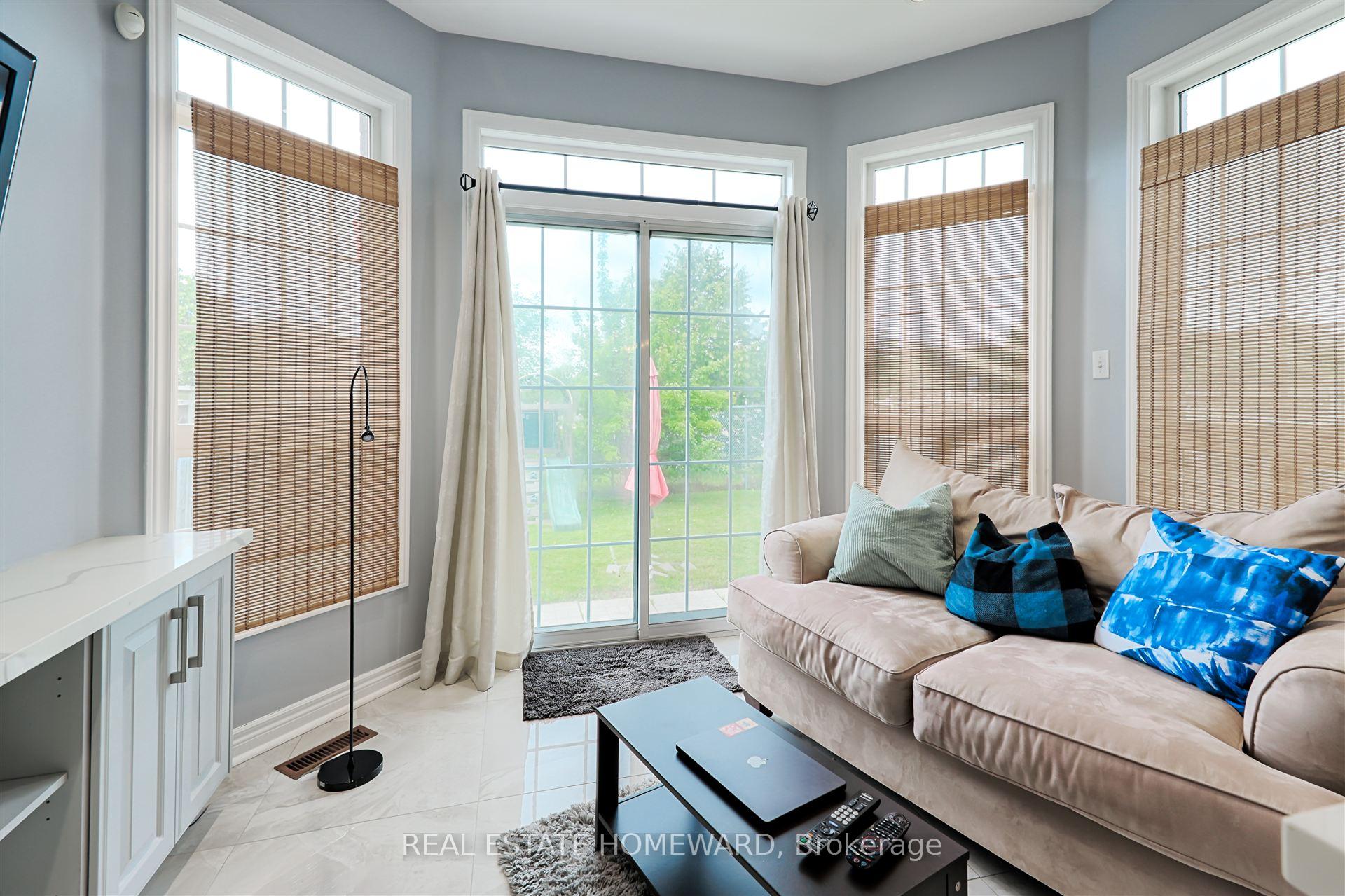 Photo 9 of 5860 Terrapark Trail, Mississauga, Churchill Meadows — HOMEH